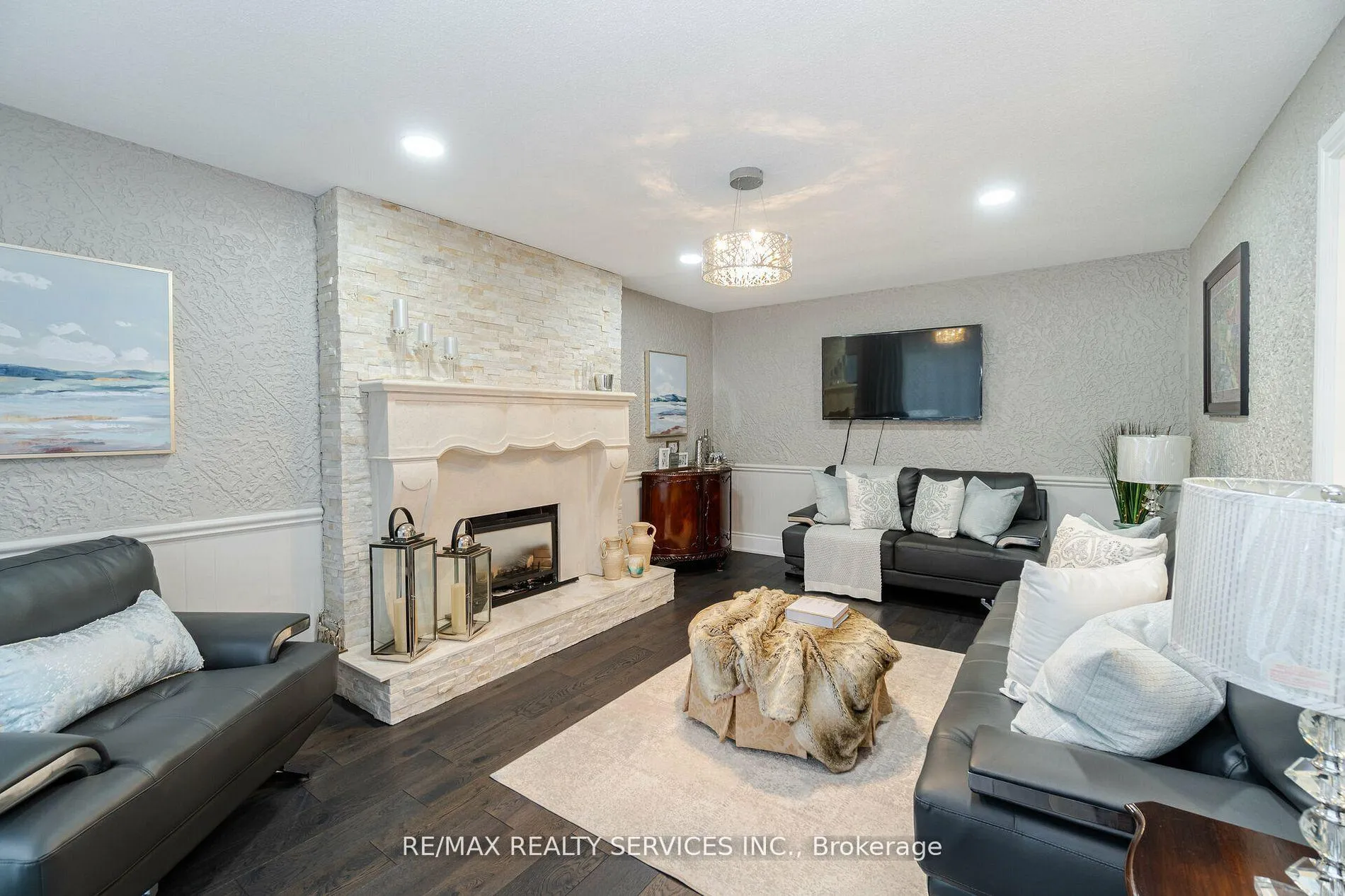 Photo 15 of 15 Pine Ridge Lane, Brampton, Brampton East — HOMEH