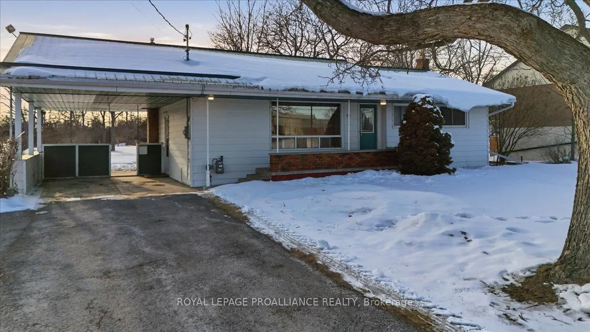 Photo 3 of 127 Aikins Road, Quinte West, Sidney Ward — HOMEH