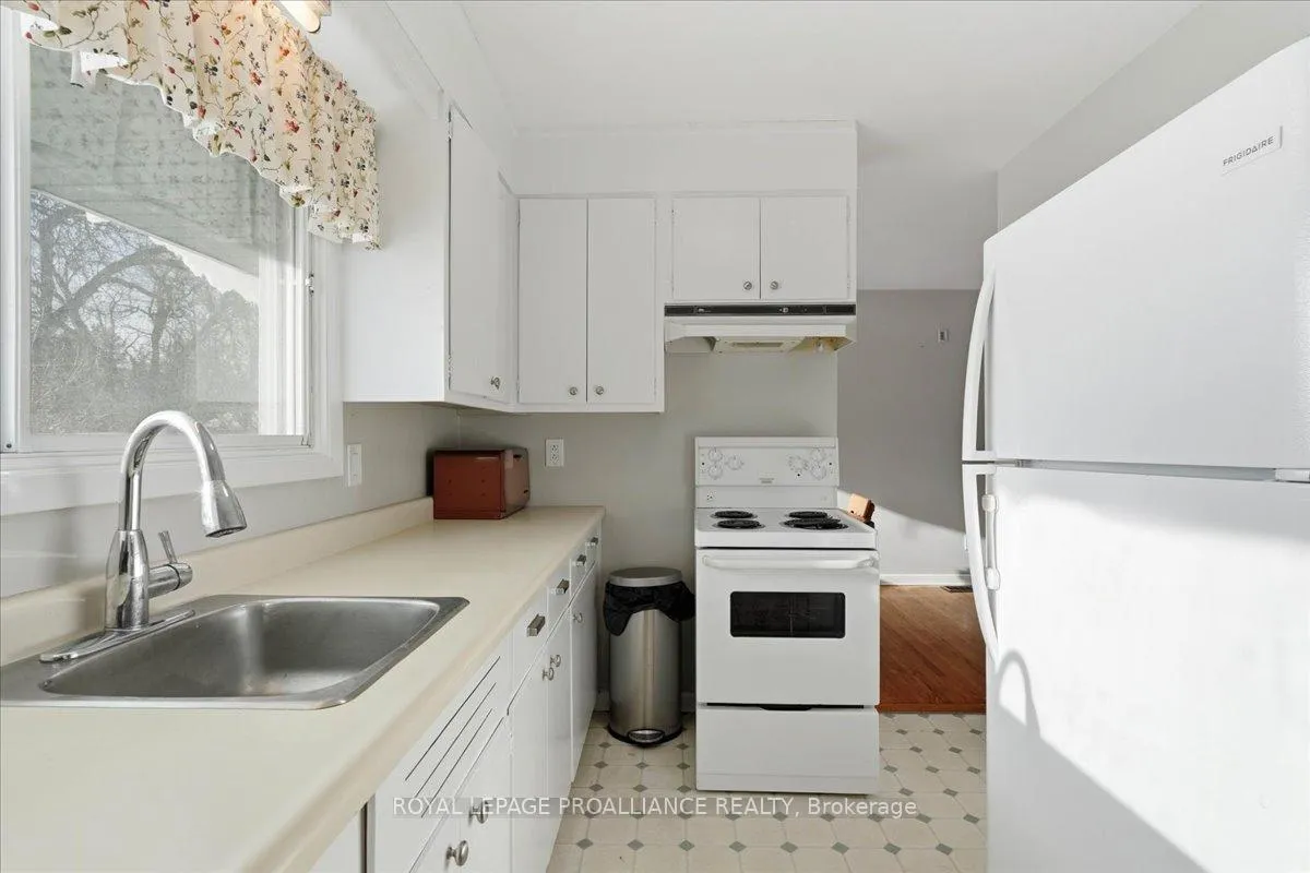 Photo 12 of 127 Aikins Road, Quinte West, Sidney Ward — HOMEH