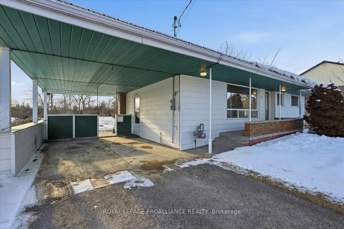 Photo 22 of 127 Aikins Road, Quinte West, Sidney Ward — HOMEH