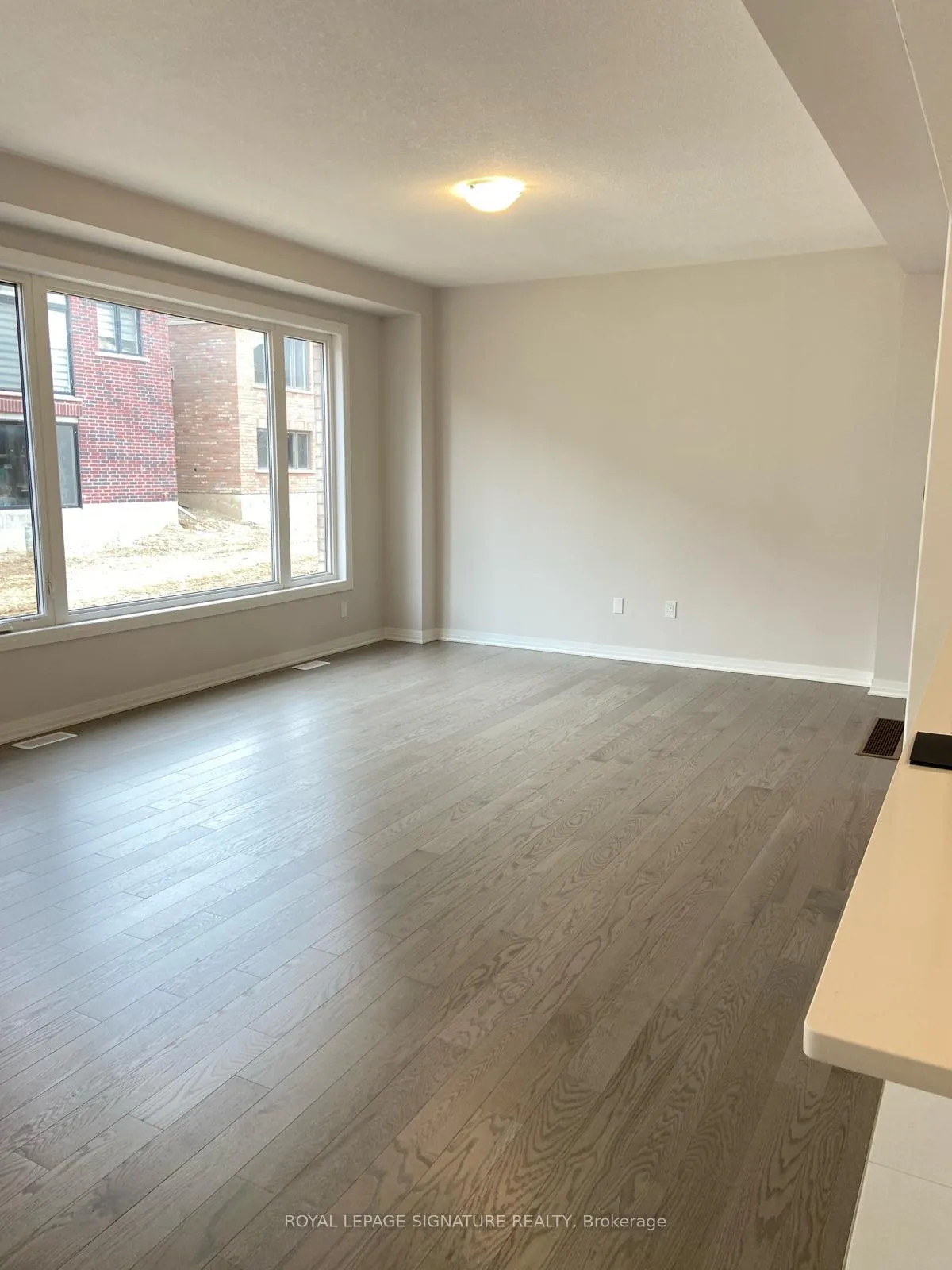 Photo 5 of 18 Thomas Gemmell Road E, North Dumfries — HOMEH