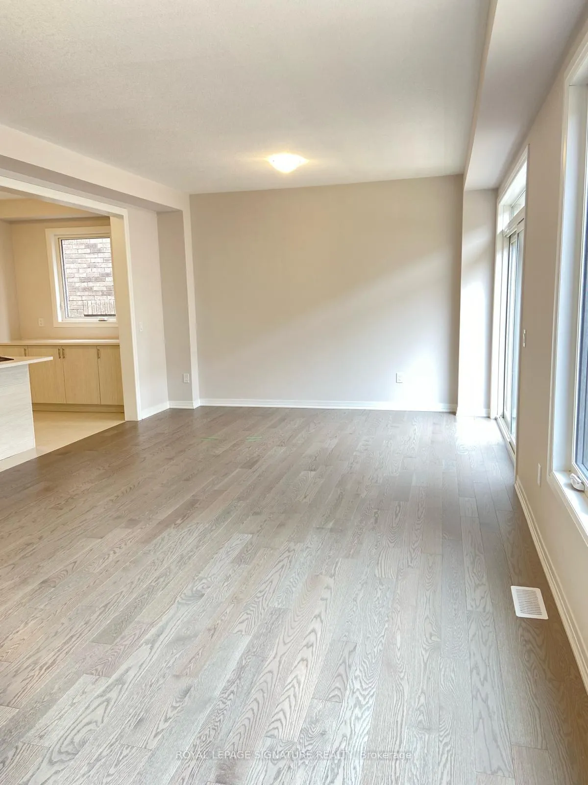 Photo 7 of 18 Thomas Gemmell Road E, North Dumfries — HOMEH