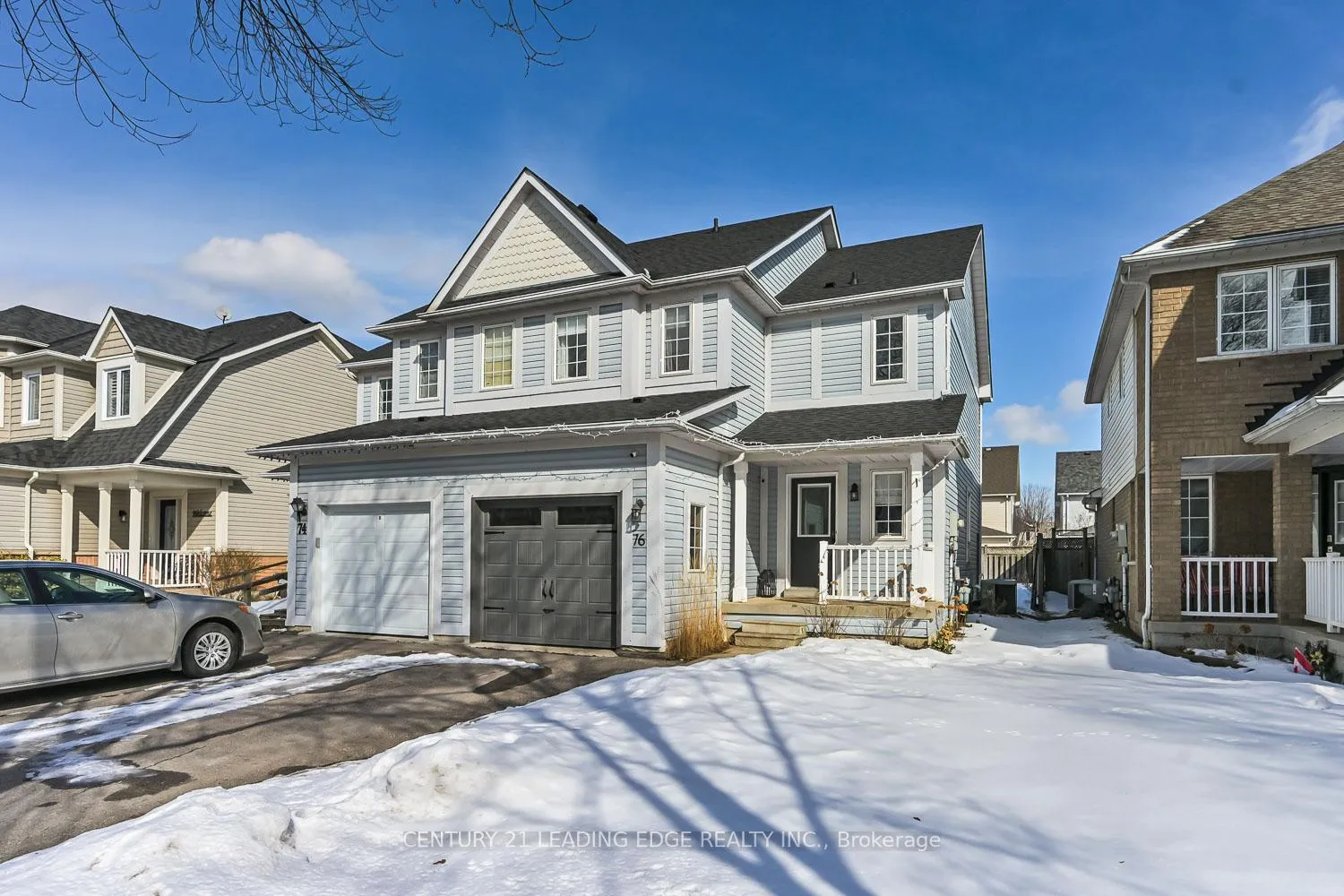 Photo 3 of 76 Regatta Crescent, Whitby, Port Whitby — HOMEH