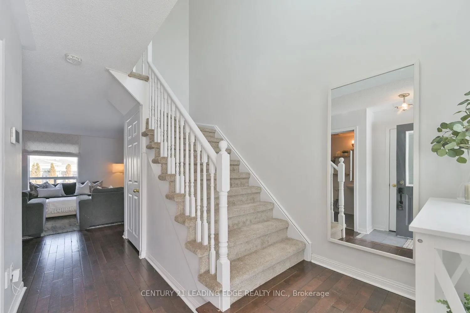 Photo 6 of 76 Regatta Crescent, Whitby, Port Whitby — HOMEH