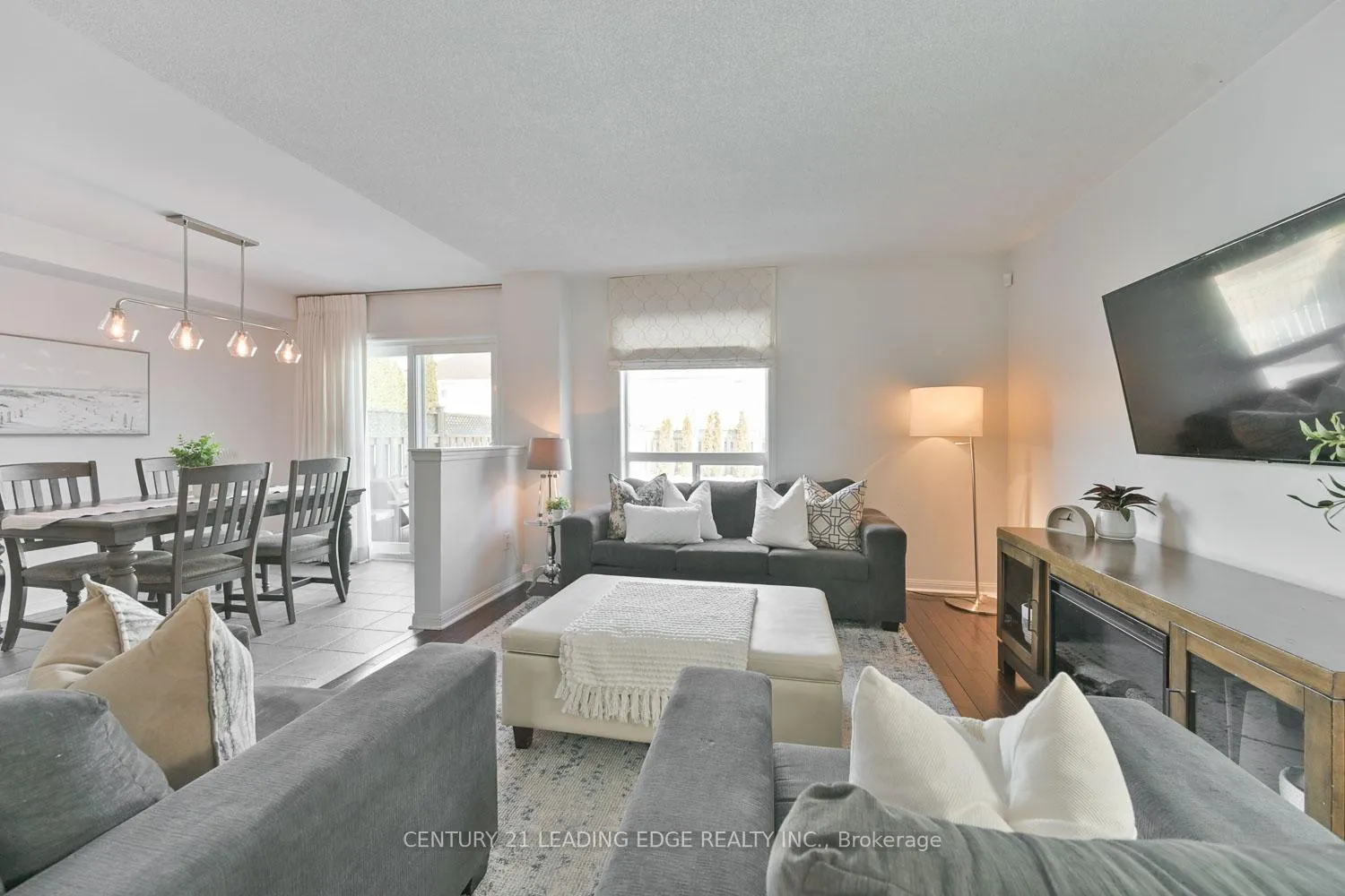 Photo 8 of 76 Regatta Crescent, Whitby, Port Whitby — HOMEH