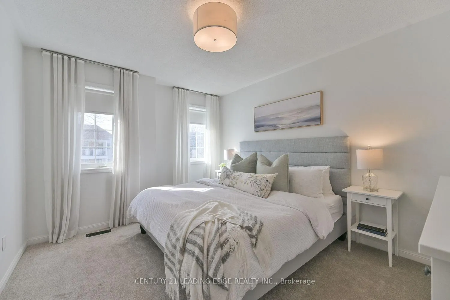 Photo 22 of 76 Regatta Crescent, Whitby, Port Whitby — HOMEH