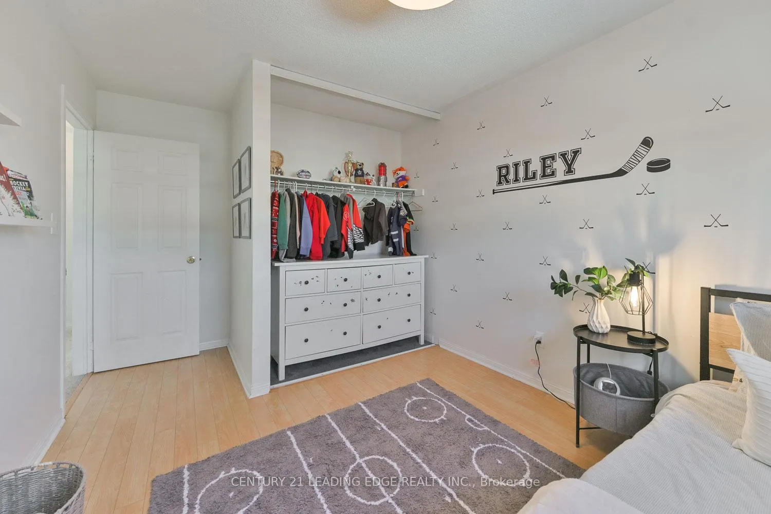 Photo 27 of 76 Regatta Crescent, Whitby, Port Whitby — HOMEH