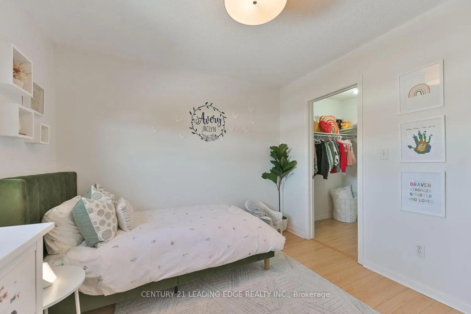 Photo 29 of 76 Regatta Crescent, Whitby, Port Whitby — HOMEH