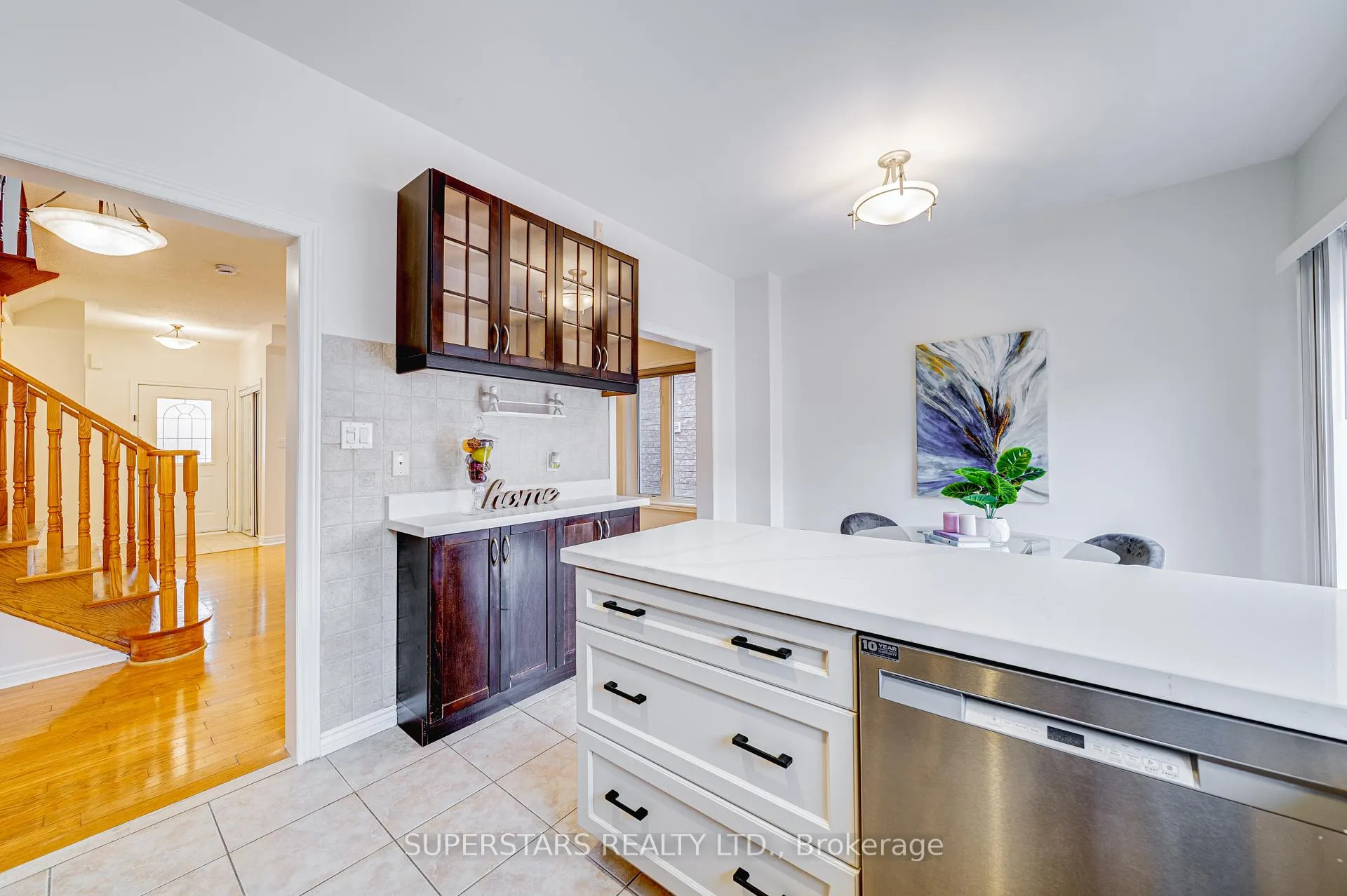 Photo 9 of 36 Jenmat Drive, Markham, Greensborough — HOMEH