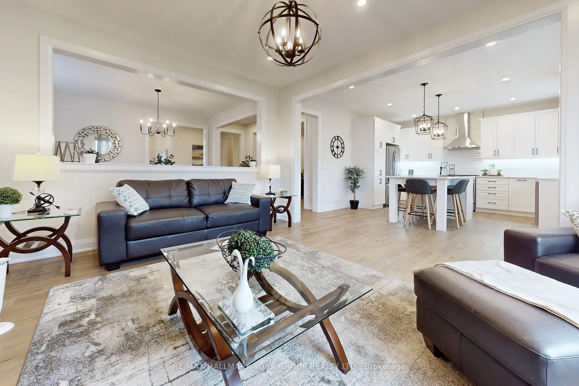 Photo 11 of 3001 Sierra Drive, Orillia — HOMEH
