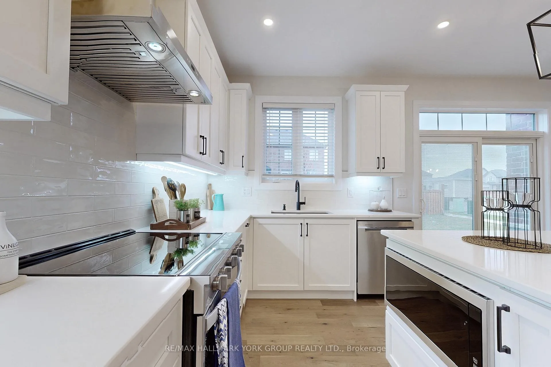 Photo 19 of 3001 Sierra Drive, Orillia — HOMEH
