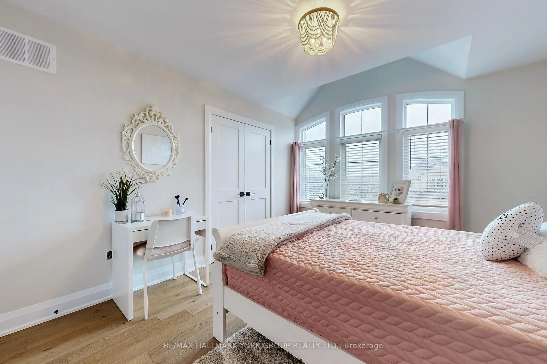 Photo 27 of 3001 Sierra Drive, Orillia — HOMEH