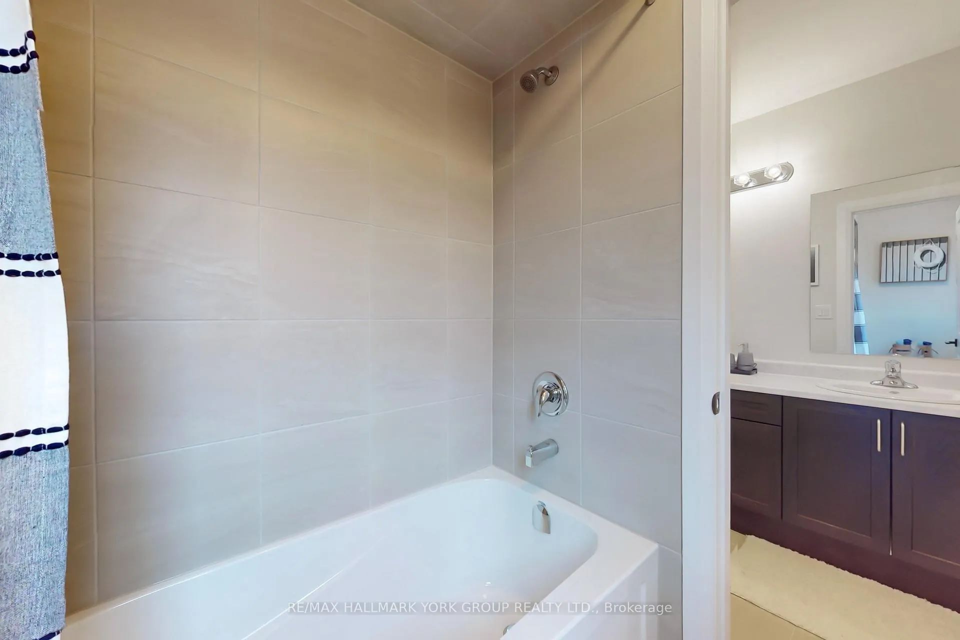 Photo 30 of 3001 Sierra Drive, Orillia — HOMEH