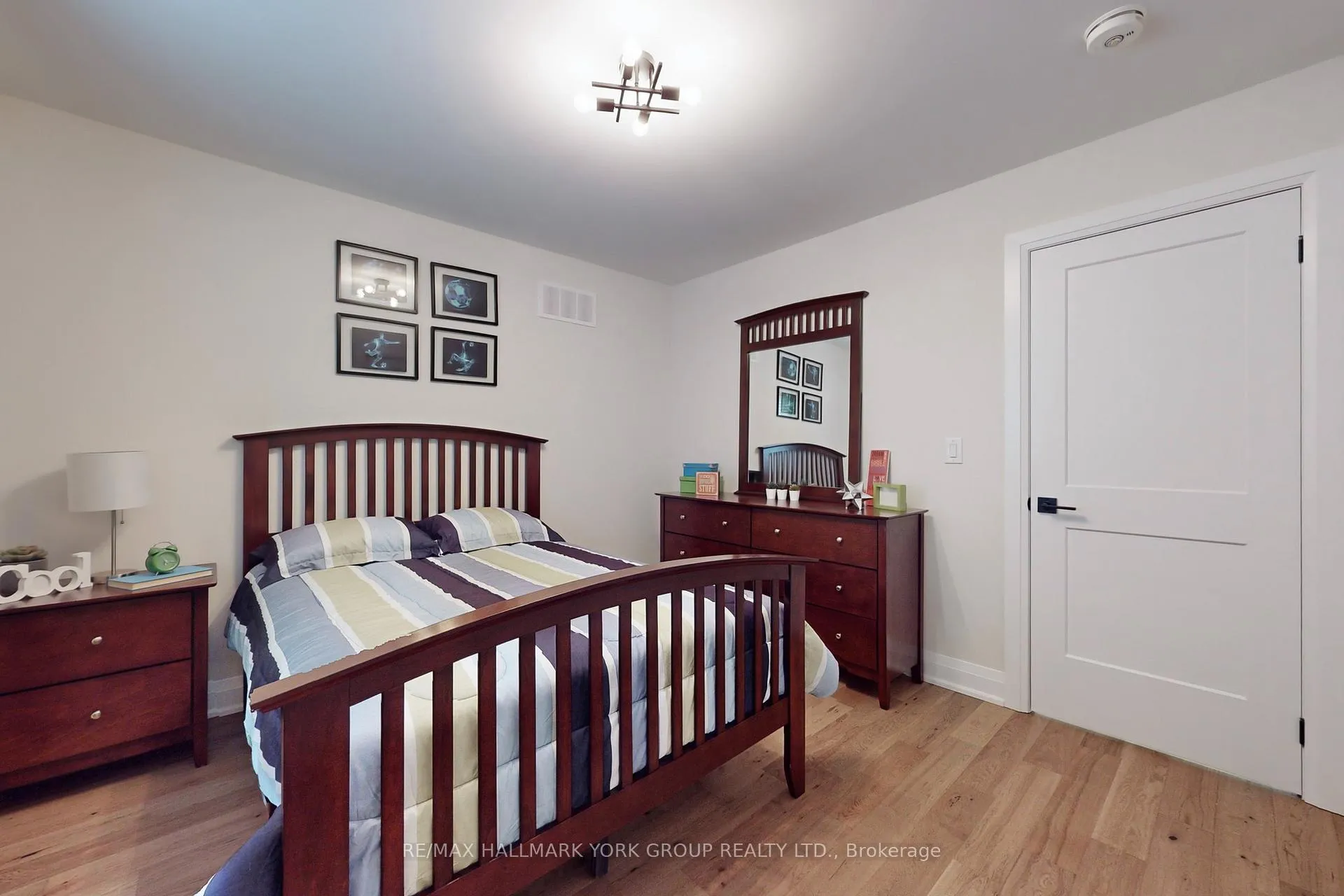 Photo 33 of 3001 Sierra Drive, Orillia — HOMEH