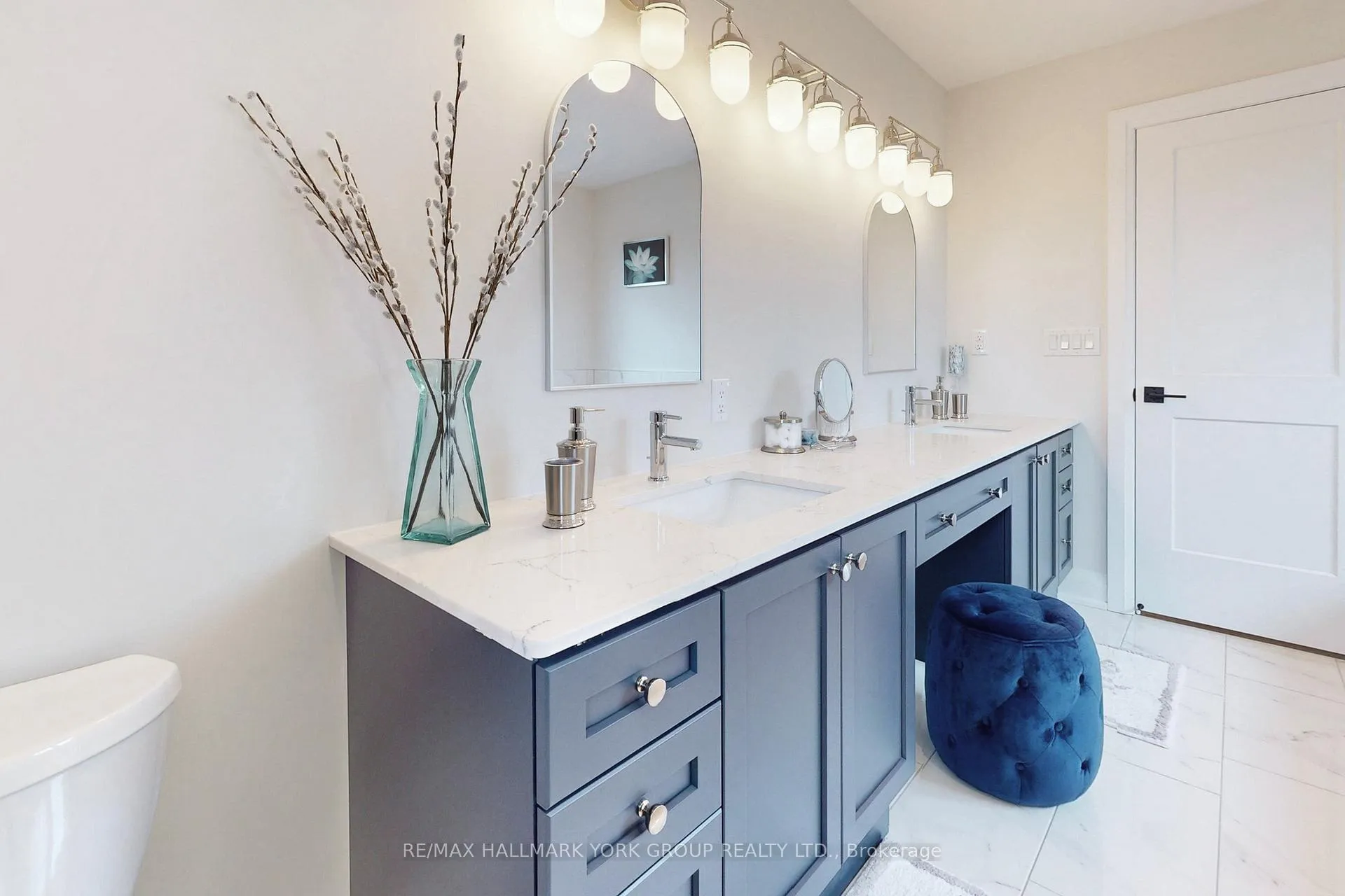 Photo 35 of 3001 Sierra Drive, Orillia — HOMEH