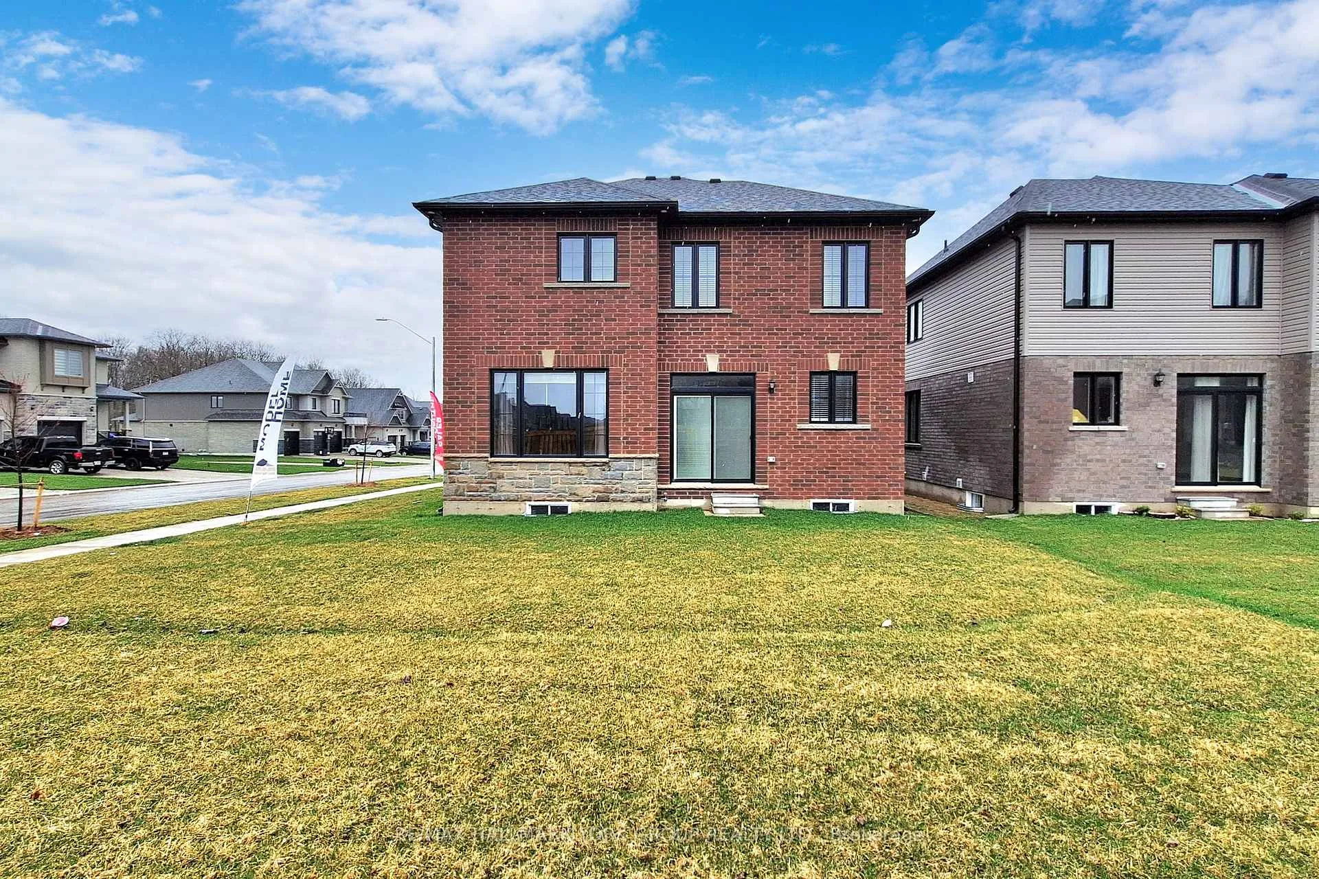 Photo 44 of 3001 Sierra Drive, Orillia — HOMEH