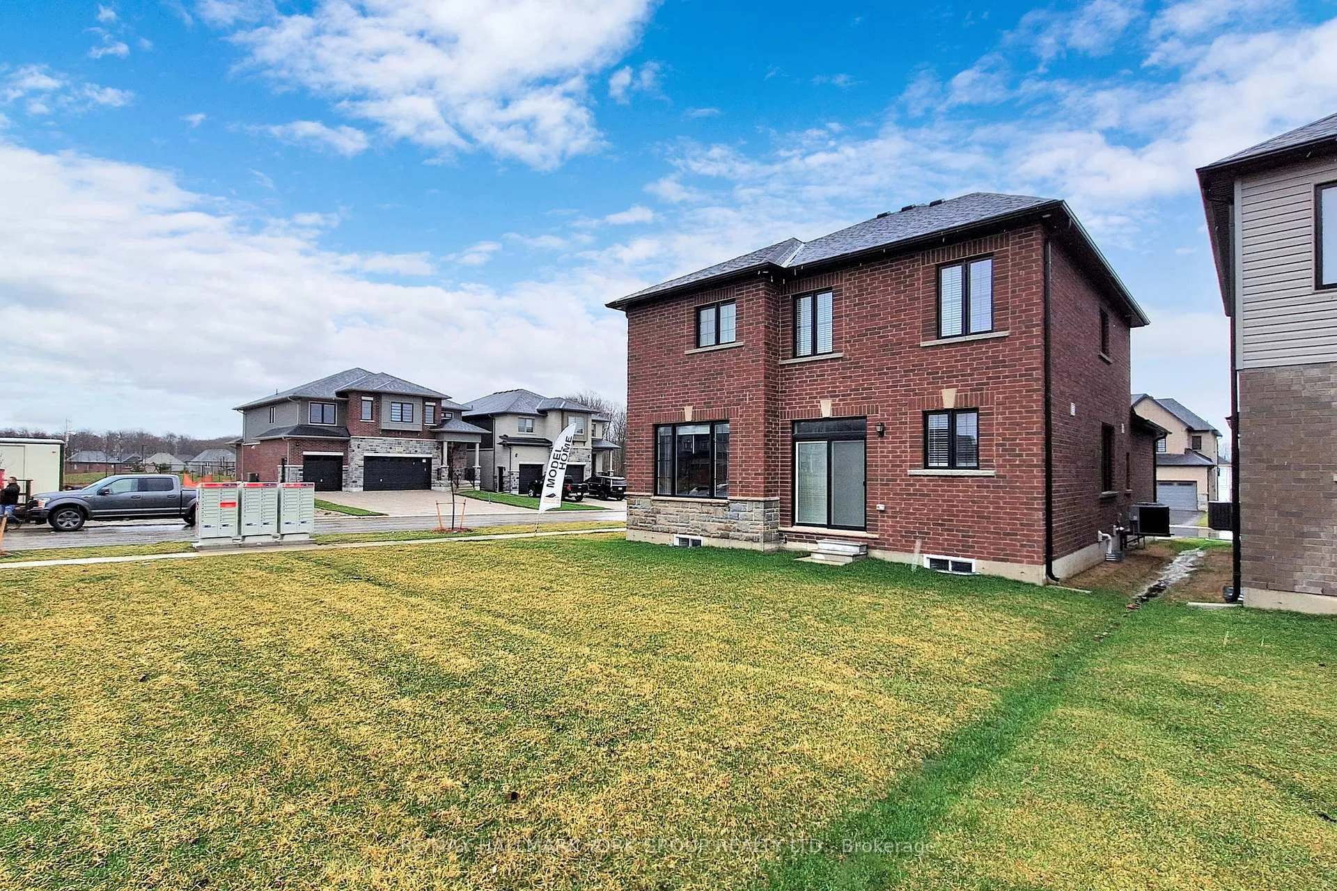 Photo 45 of 3001 Sierra Drive, Orillia — HOMEH