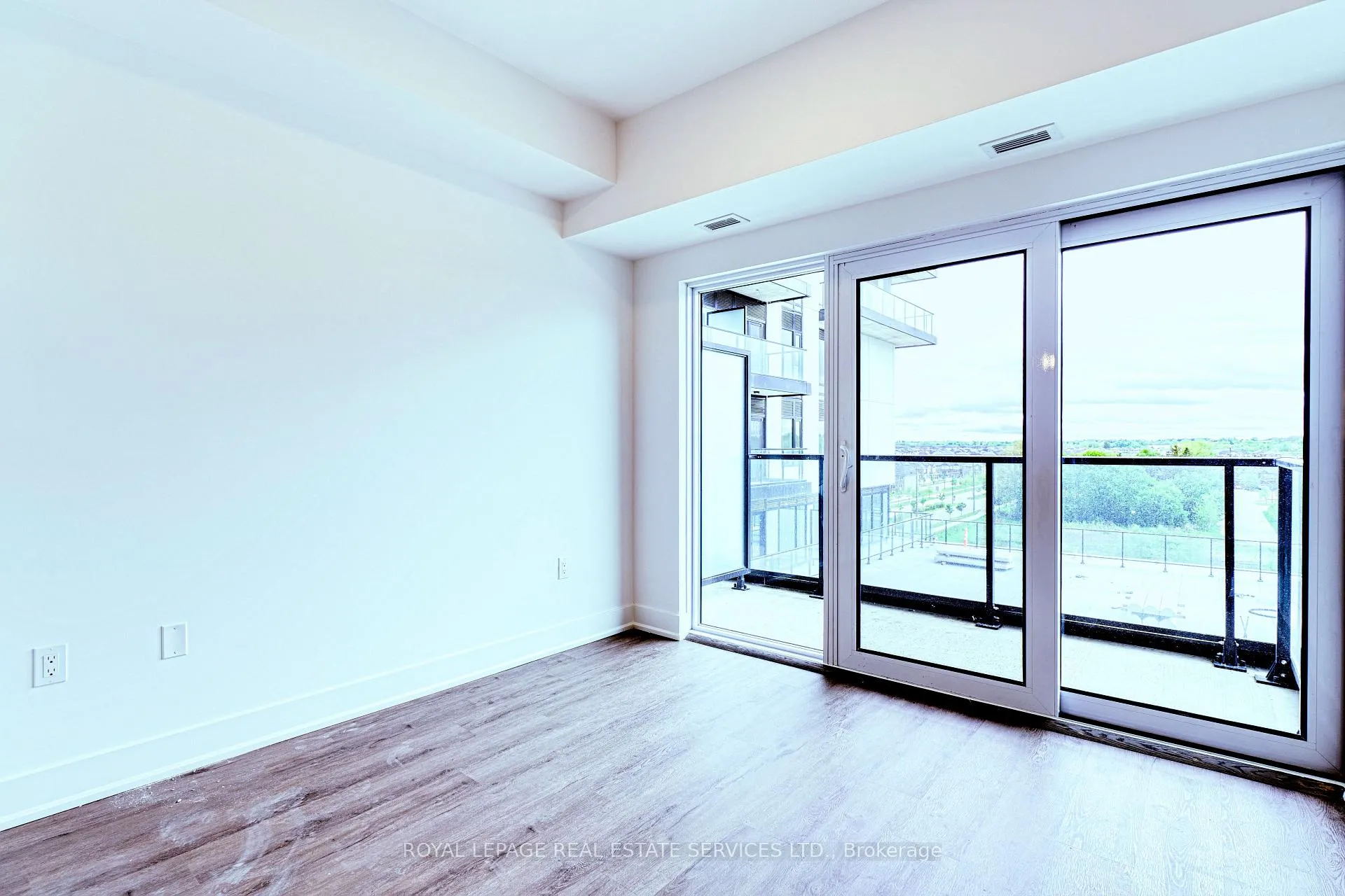 Photo 13 of Unit 714, 575 Conklin Road, Brantford — HOMEH