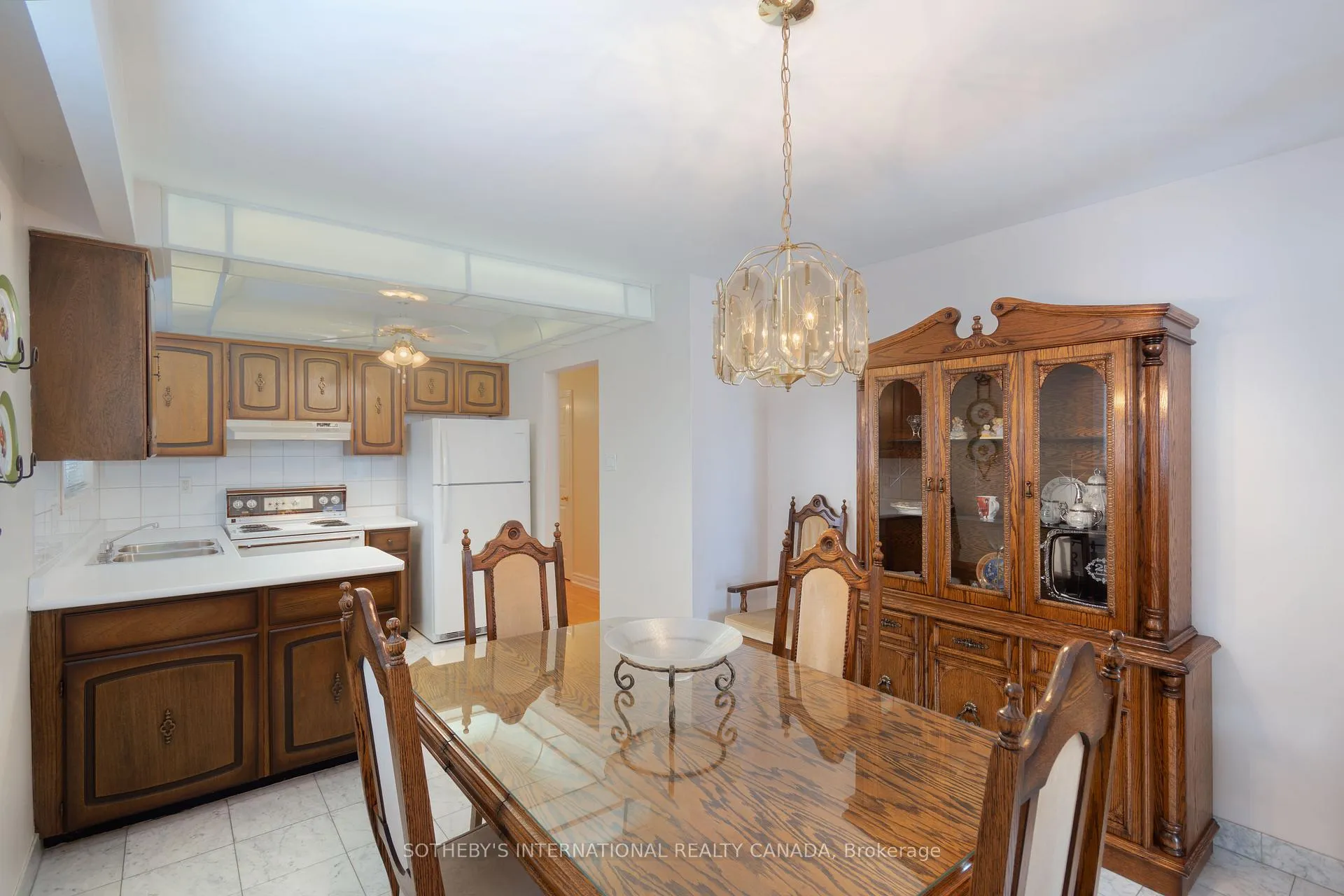 Photo 9 of 90 Andrew Park, Vaughan, West Woodbridge — HOMEH