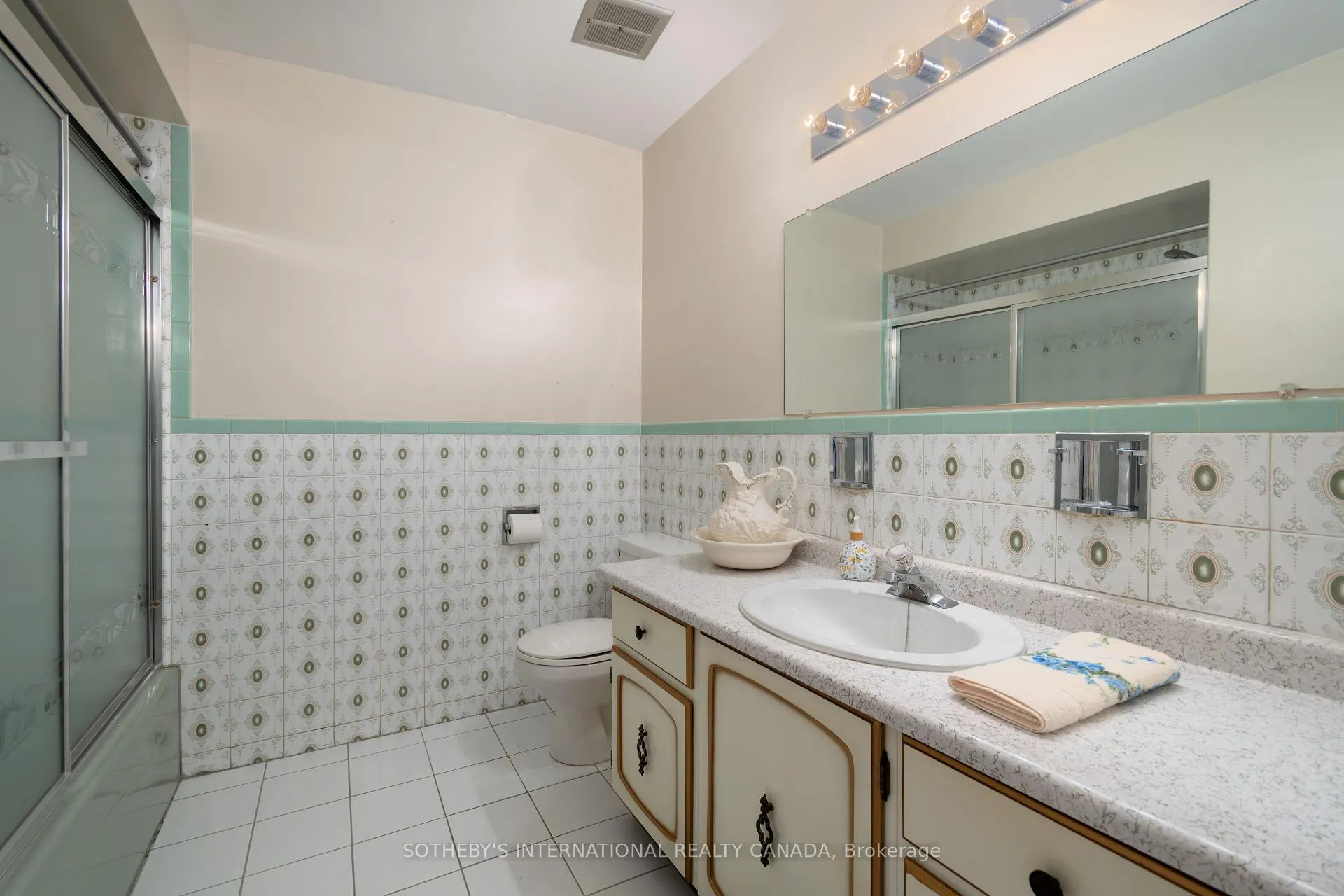 Photo 14 of 90 Andrew Park, Vaughan, West Woodbridge — HOMEH