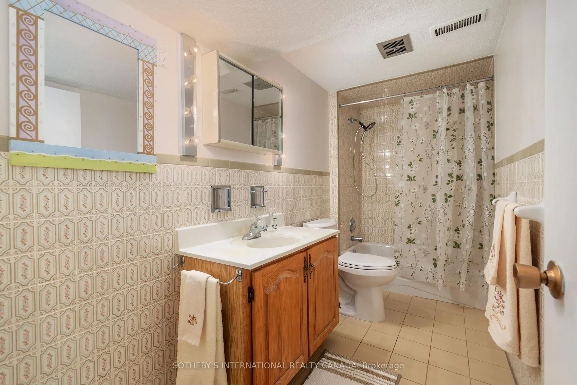 Photo 24 of 90 Andrew Park, Vaughan, West Woodbridge — HOMEH