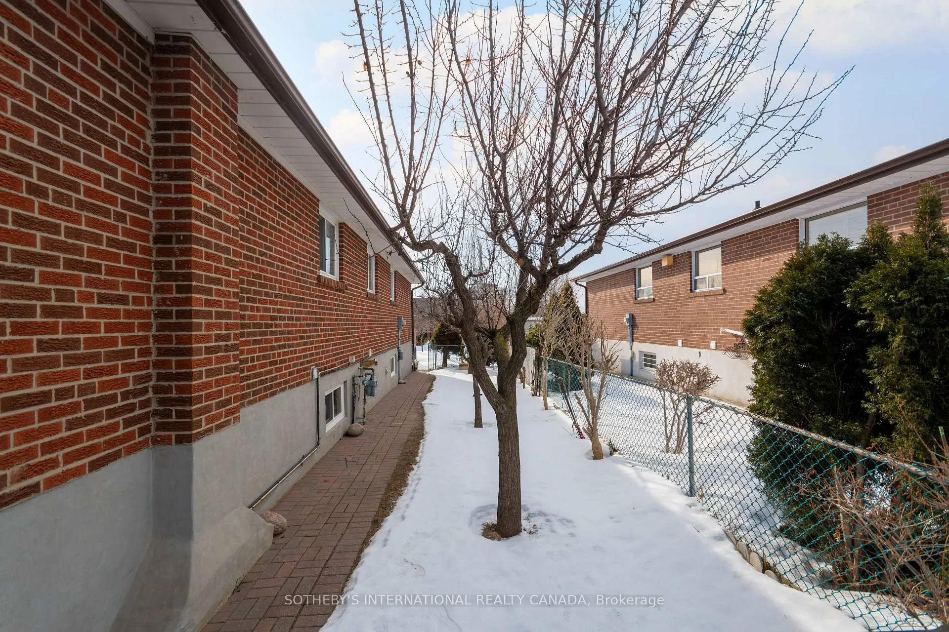 Photo 27 of 90 Andrew Park, Vaughan, West Woodbridge — HOMEH