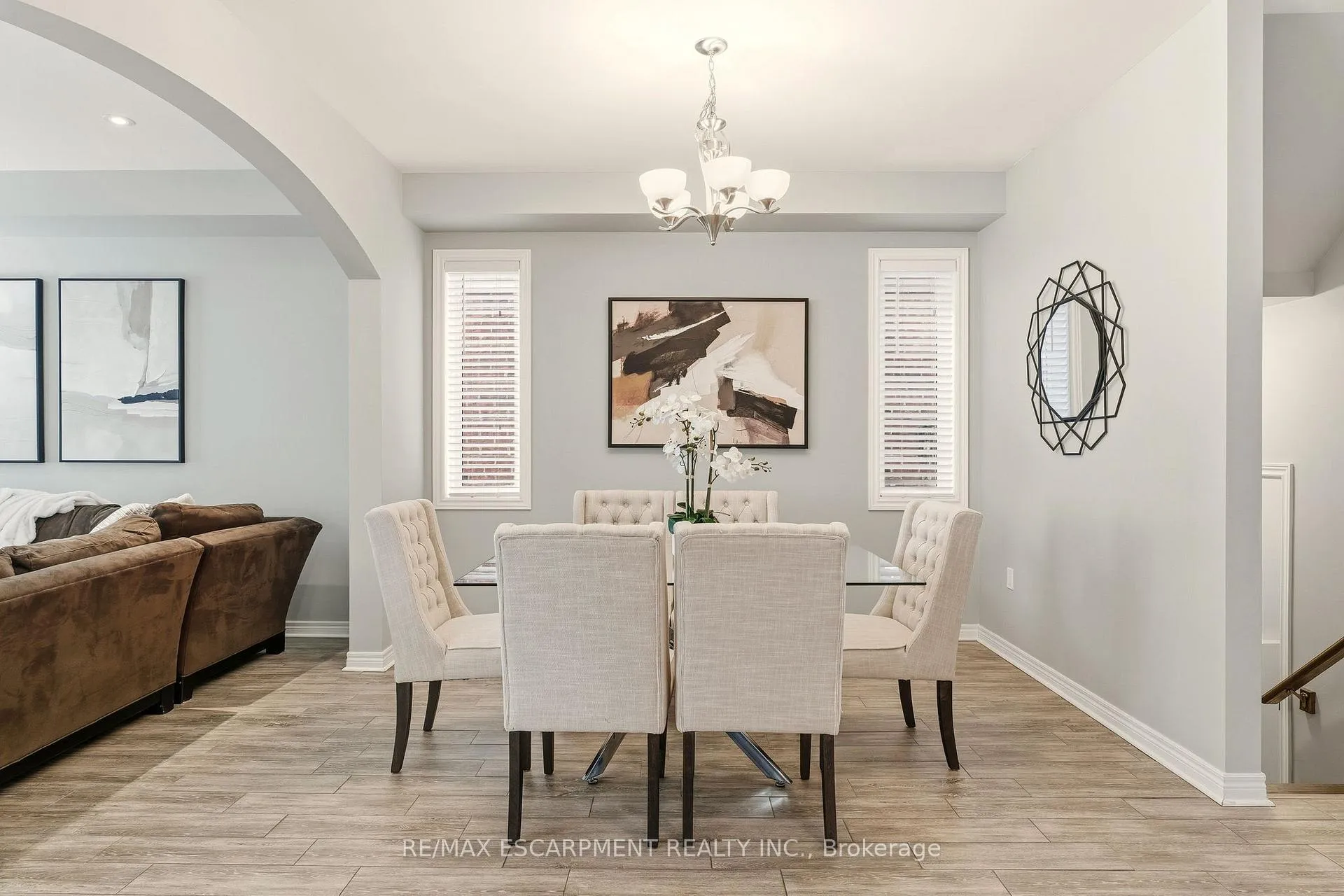 Photo 4 of 345 Festival Way, Hamilton, Binbrook — HOMEH