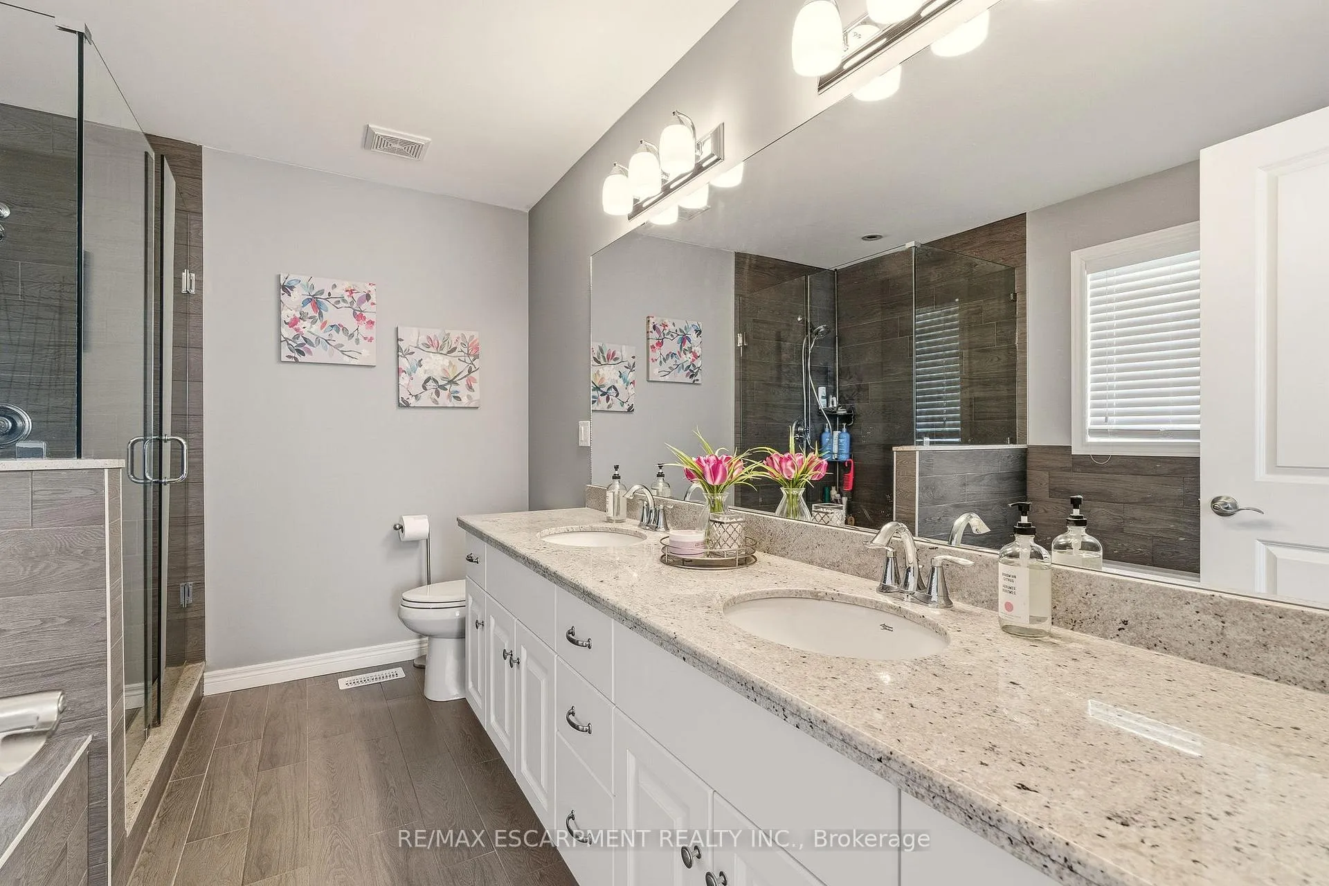 Photo 22 of 345 Festival Way, Hamilton, Binbrook — HOMEH