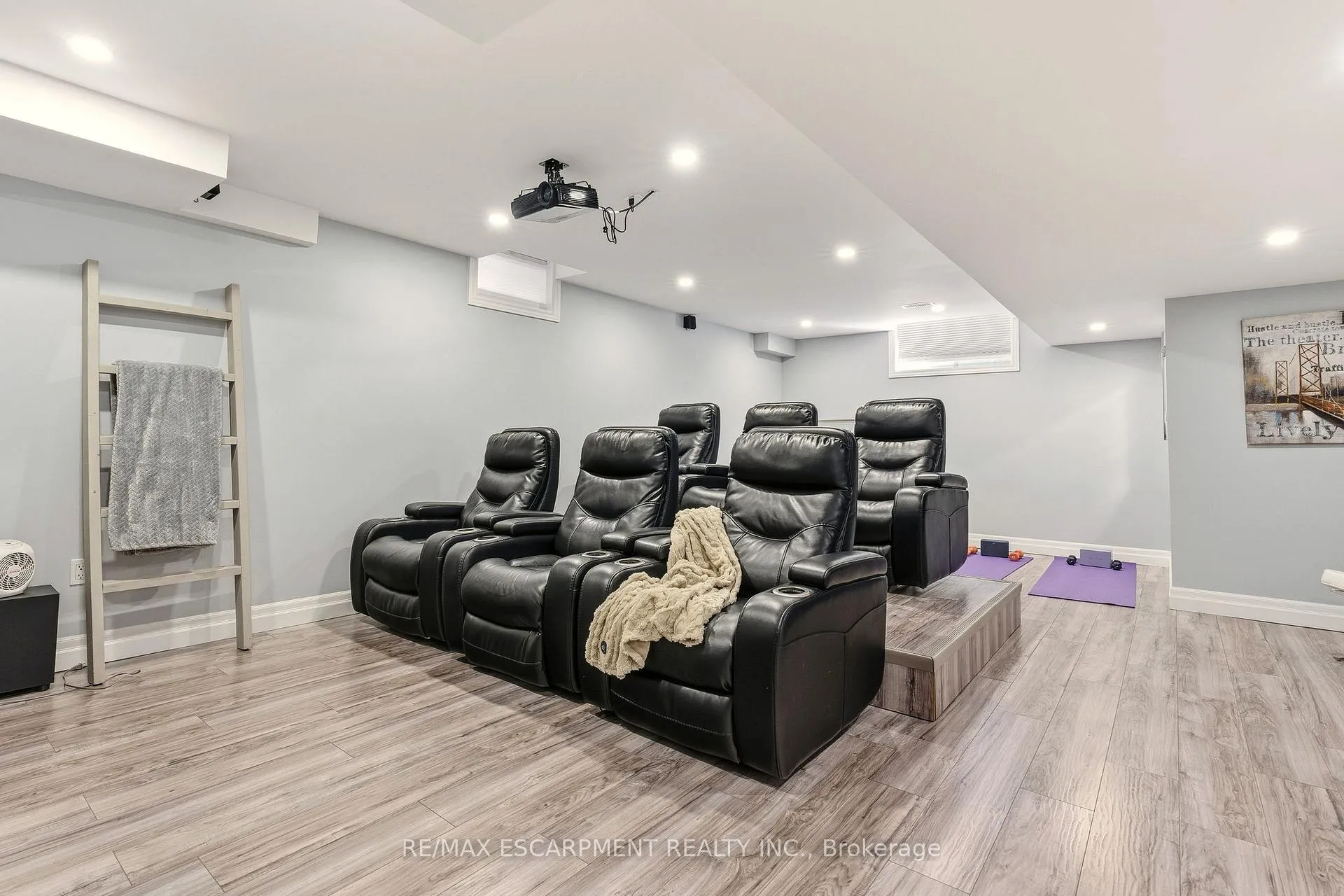 Photo 29 of 345 Festival Way, Hamilton, Binbrook — HOMEH