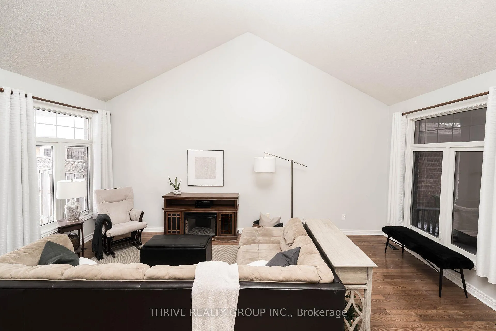 Photo 7 of 53 Brookside Drive, St. Thomas — HOMEH