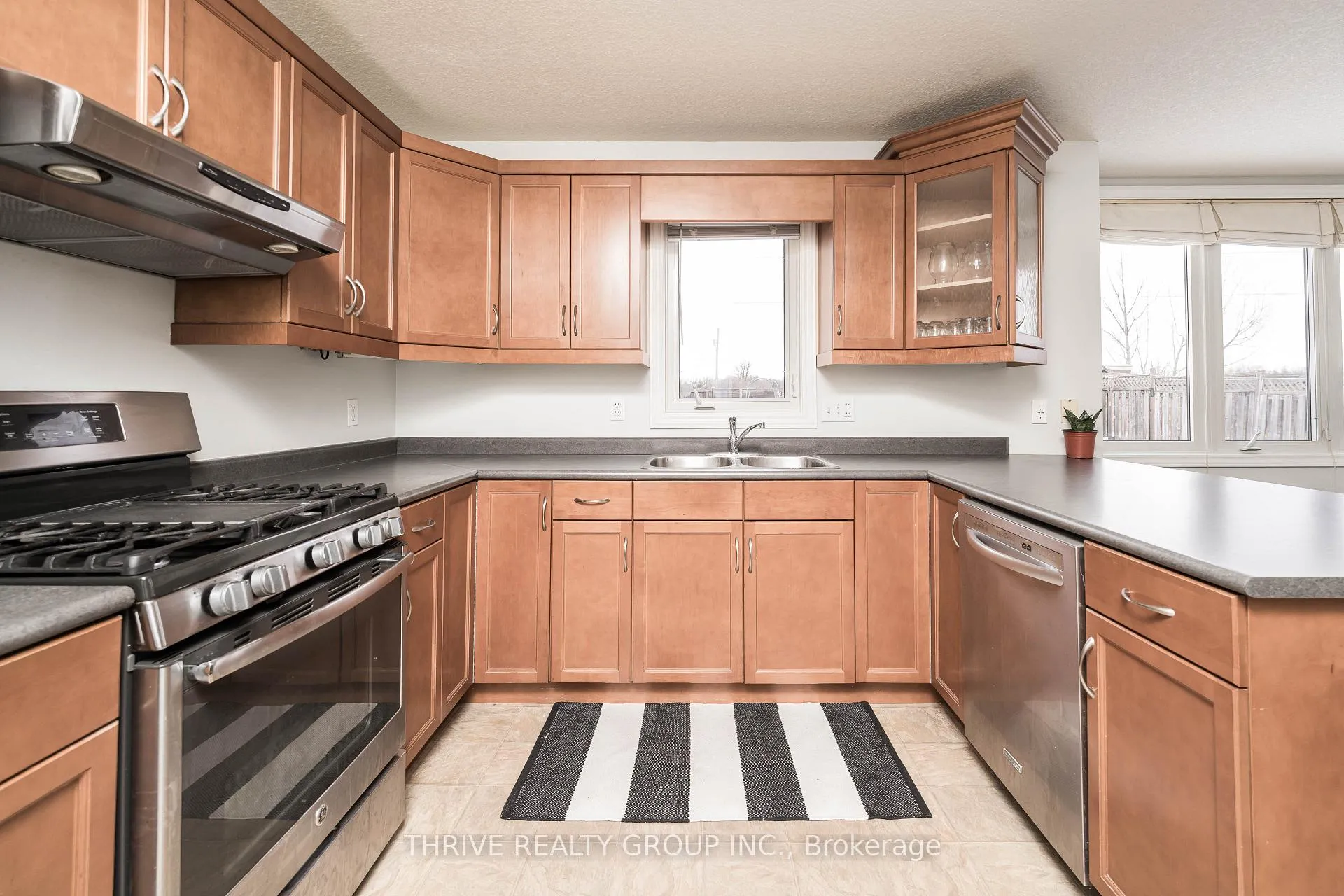 Photo 11 of 53 Brookside Drive, St. Thomas — HOMEH