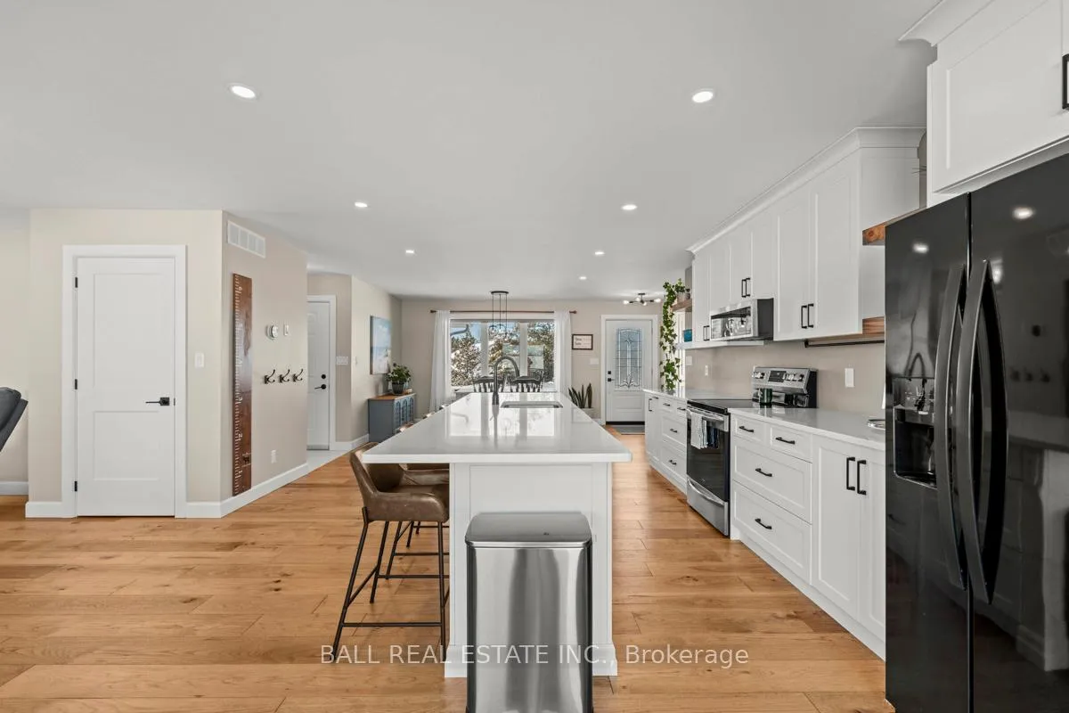 Photo 15 of 1749 Morris Avenue, Selwyn — HOMEH