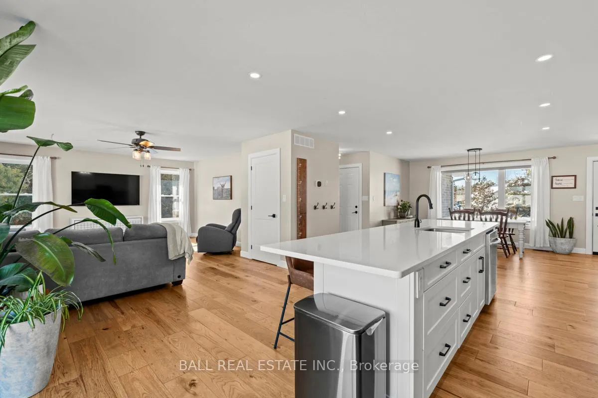 Photo 16 of 1749 Morris Avenue, Selwyn — HOMEH