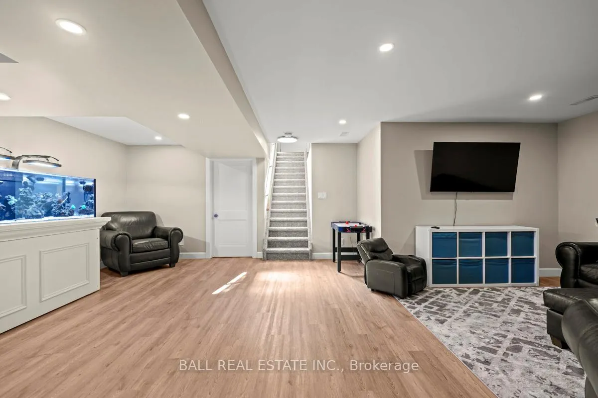 Photo 33 of 1749 Morris Avenue, Selwyn — HOMEH