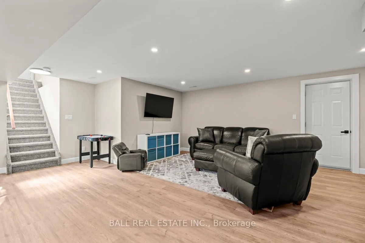 Photo 34 of 1749 Morris Avenue, Selwyn — HOMEH