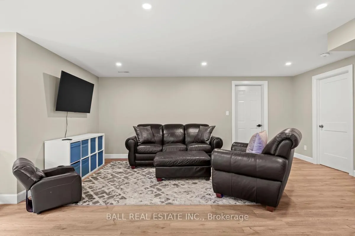 Photo 37 of 1749 Morris Avenue, Selwyn — HOMEH