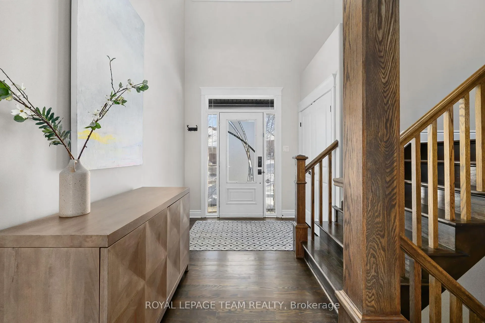 Photo 5 of 112 Cole Porter Street, Ottawa, Woodroffe — HOMEH