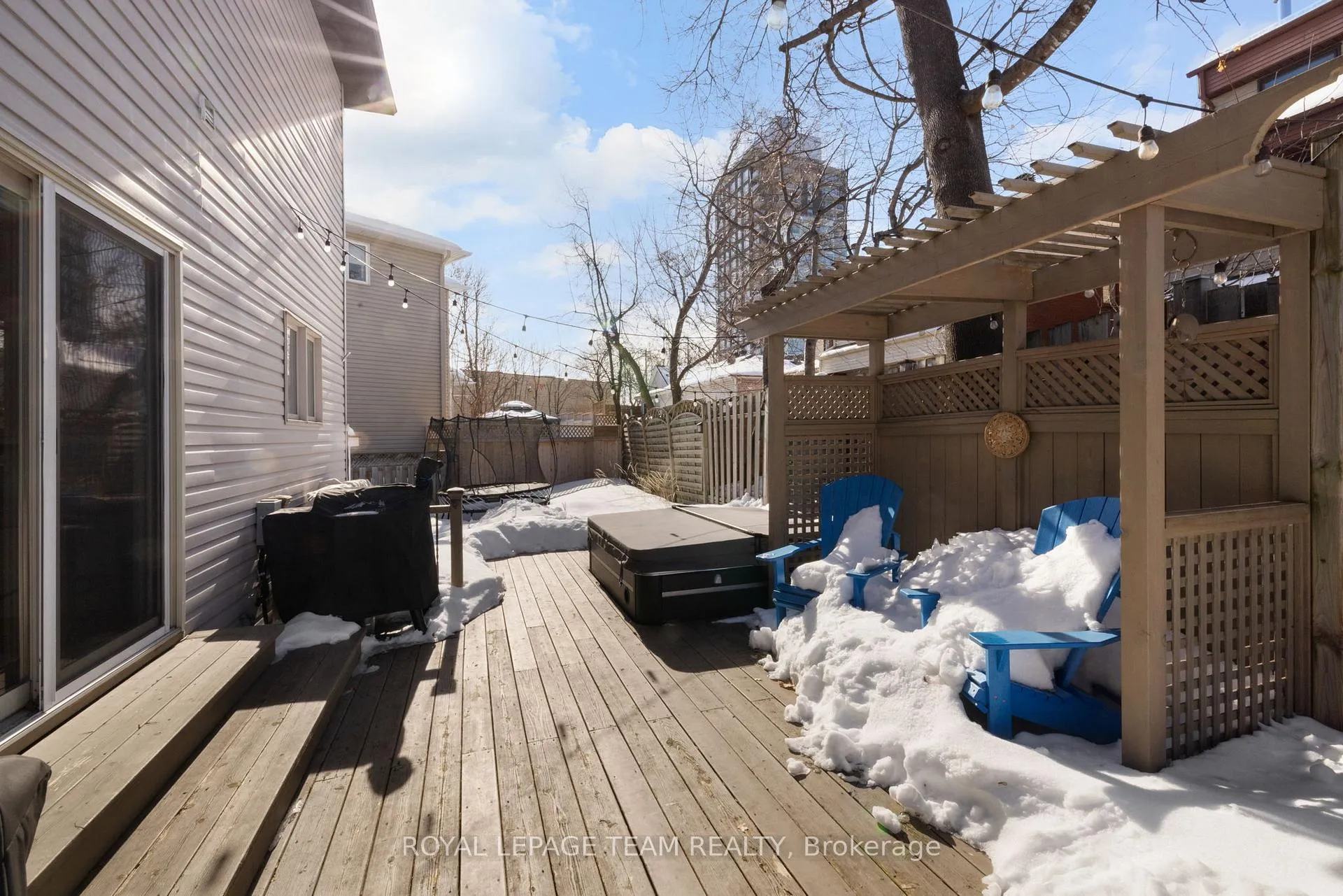 Photo 35 of 112 Cole Porter Street, Ottawa, Woodroffe — HOMEH