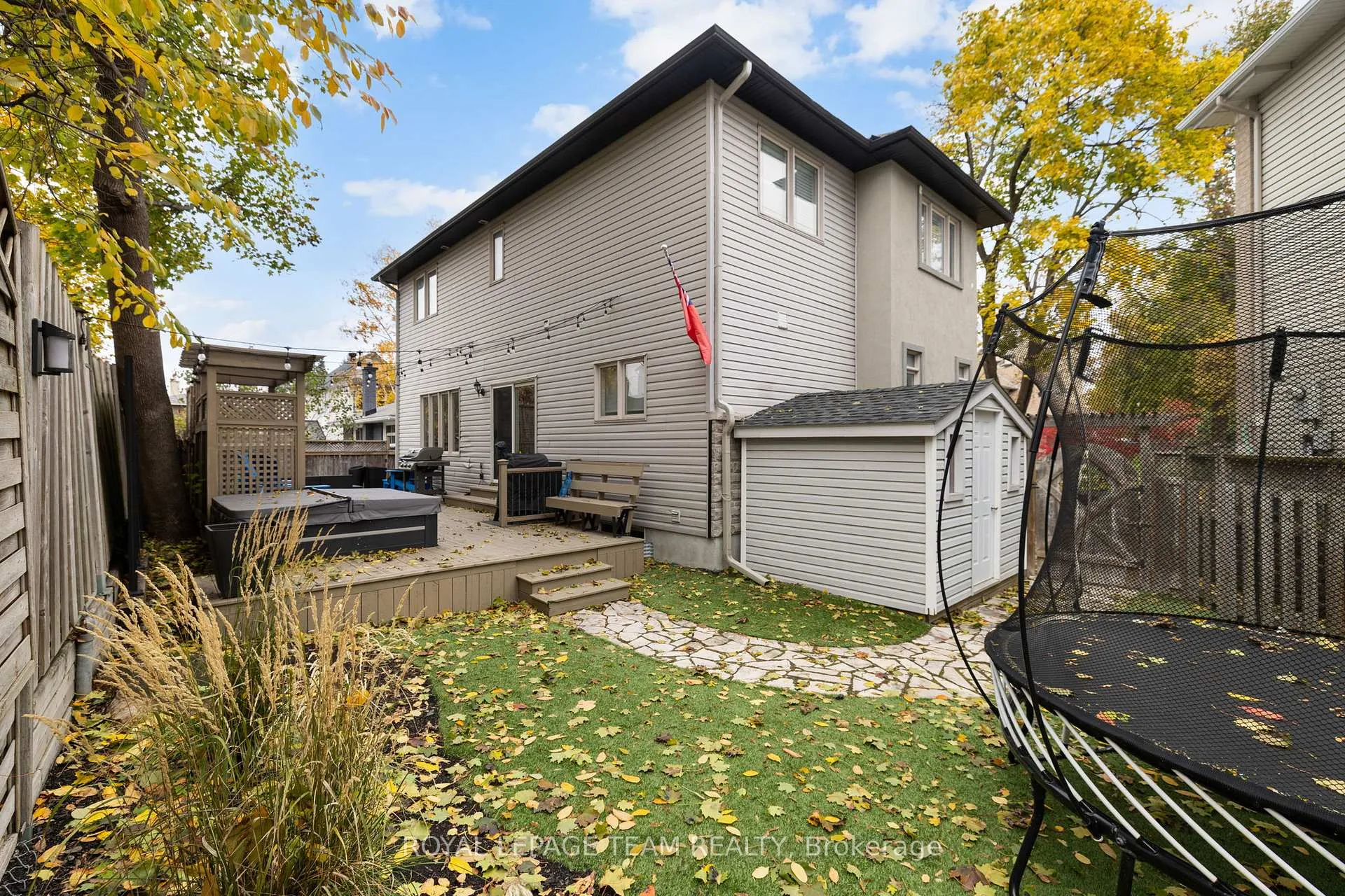 Photo 41 of 112 Cole Porter Street, Ottawa, Woodroffe — HOMEH