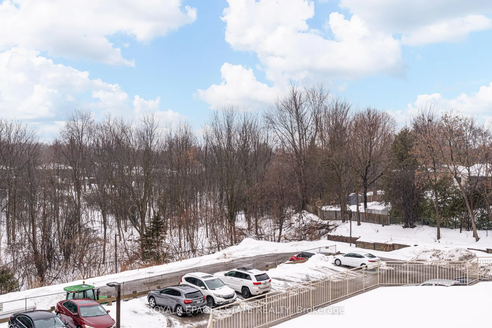 Photo 22 of Unit 204, 26 Hall Road, Halton Hills, Georgetown — HOMEH