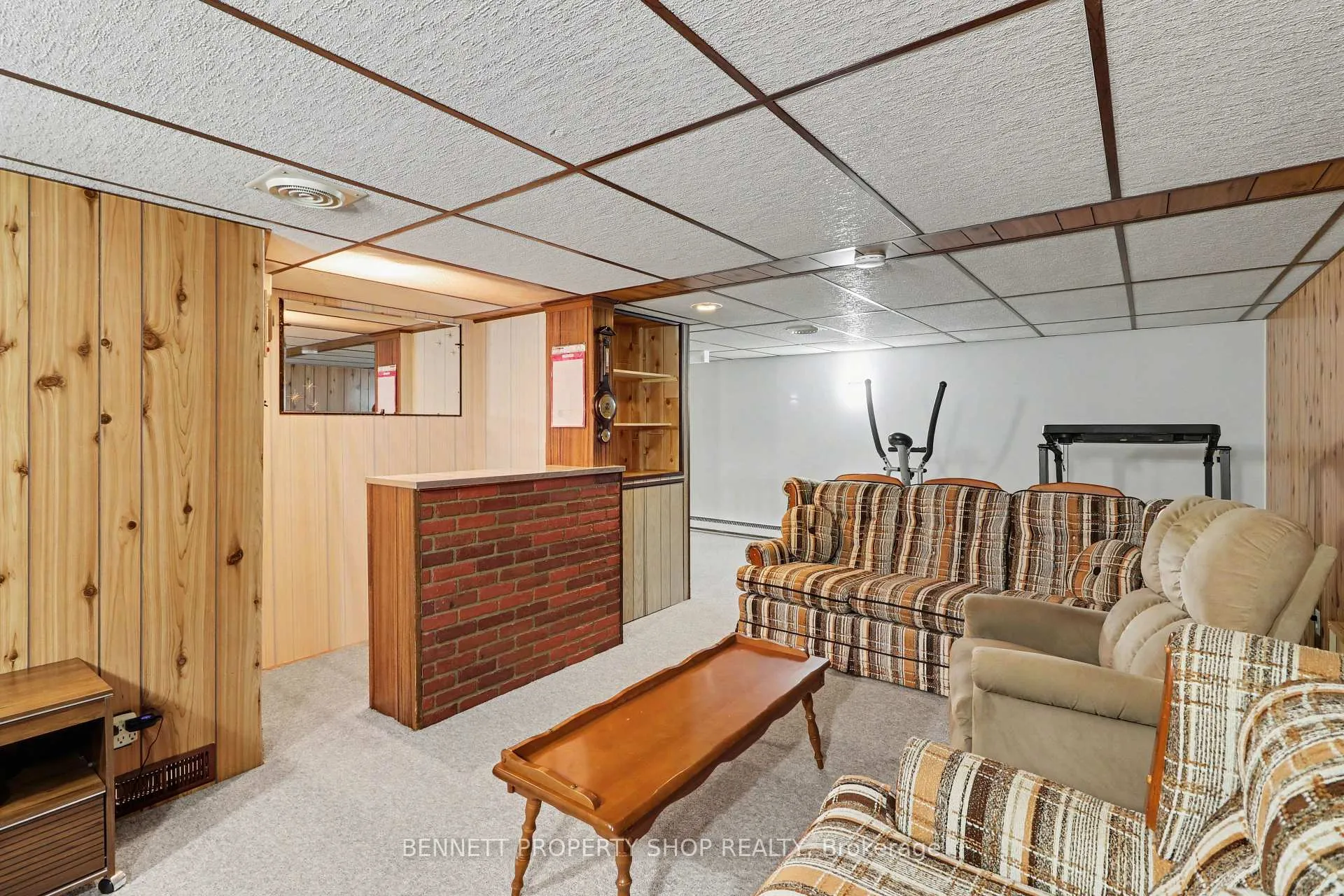 Photo 15 of 1503 Blackheath Street, Ottawa, Bilberry Creek/Queenswood Heights — HOMEH