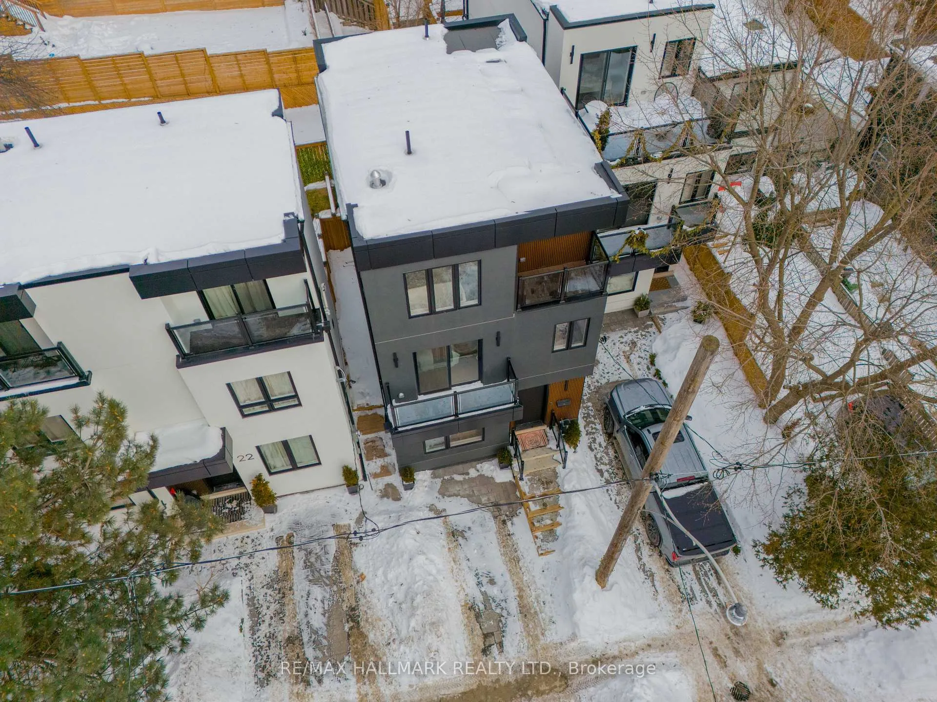 Photo 2 of 24 Harriet Street, Toronto, South Riverdale — HOMEH