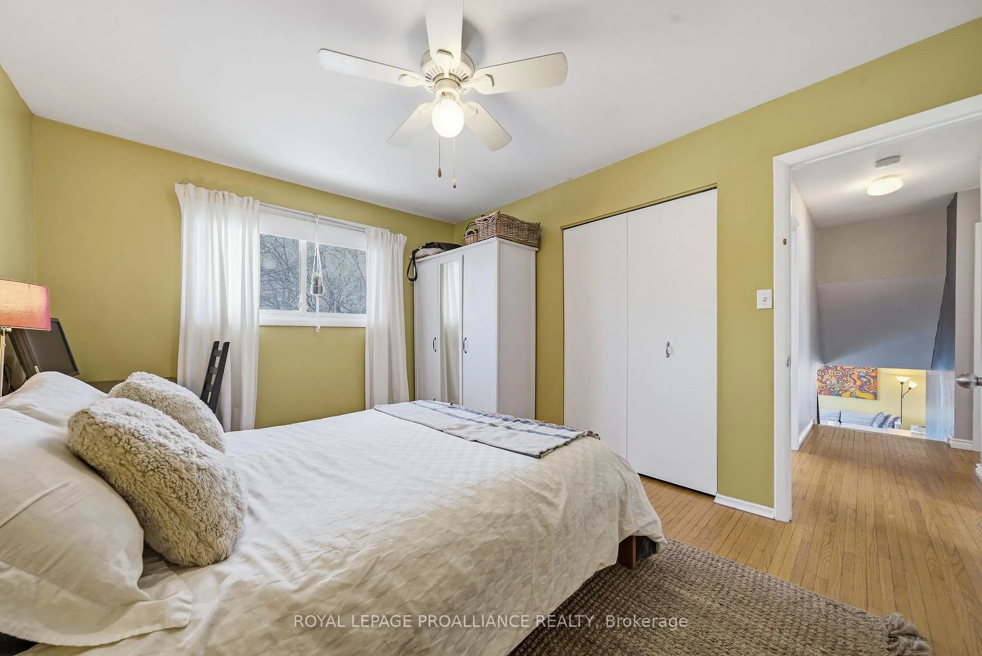 Photo 30 of 23 Diamond Crescent, Belleville, Belleville Ward — HOMEH
