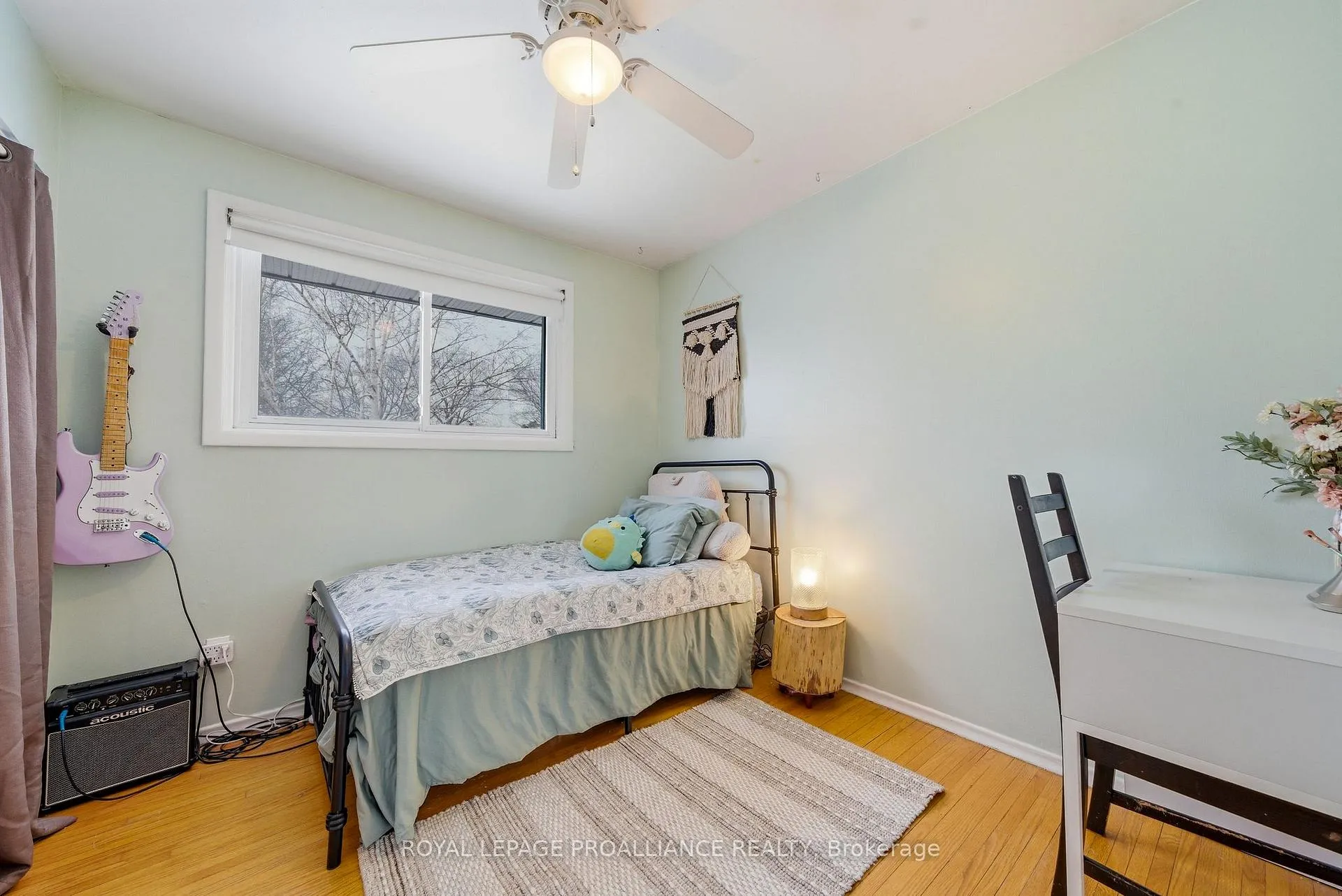 Photo 31 of 23 Diamond Crescent, Belleville, Belleville Ward — HOMEH