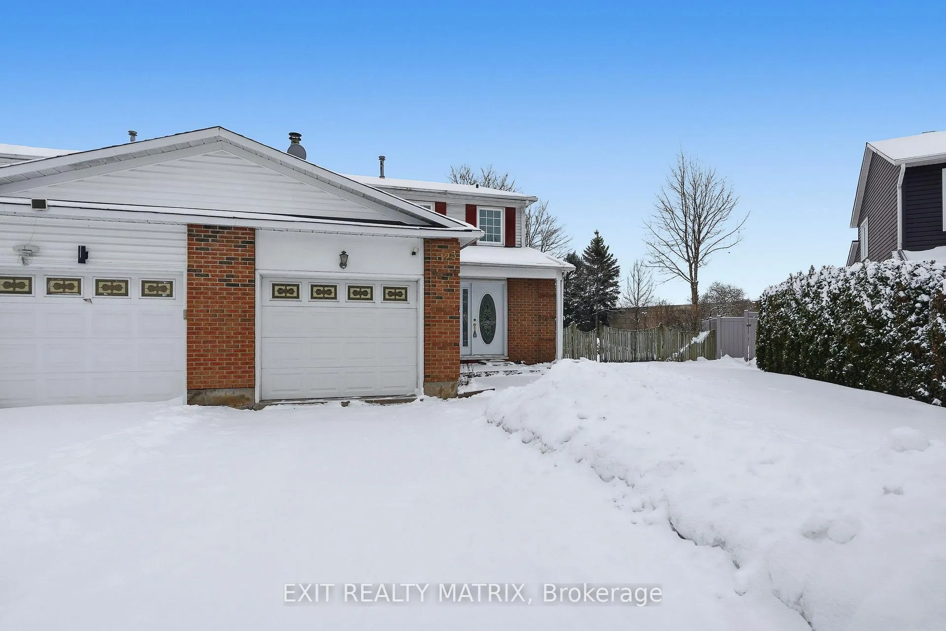 Front of 1123 Burgundy Lane
