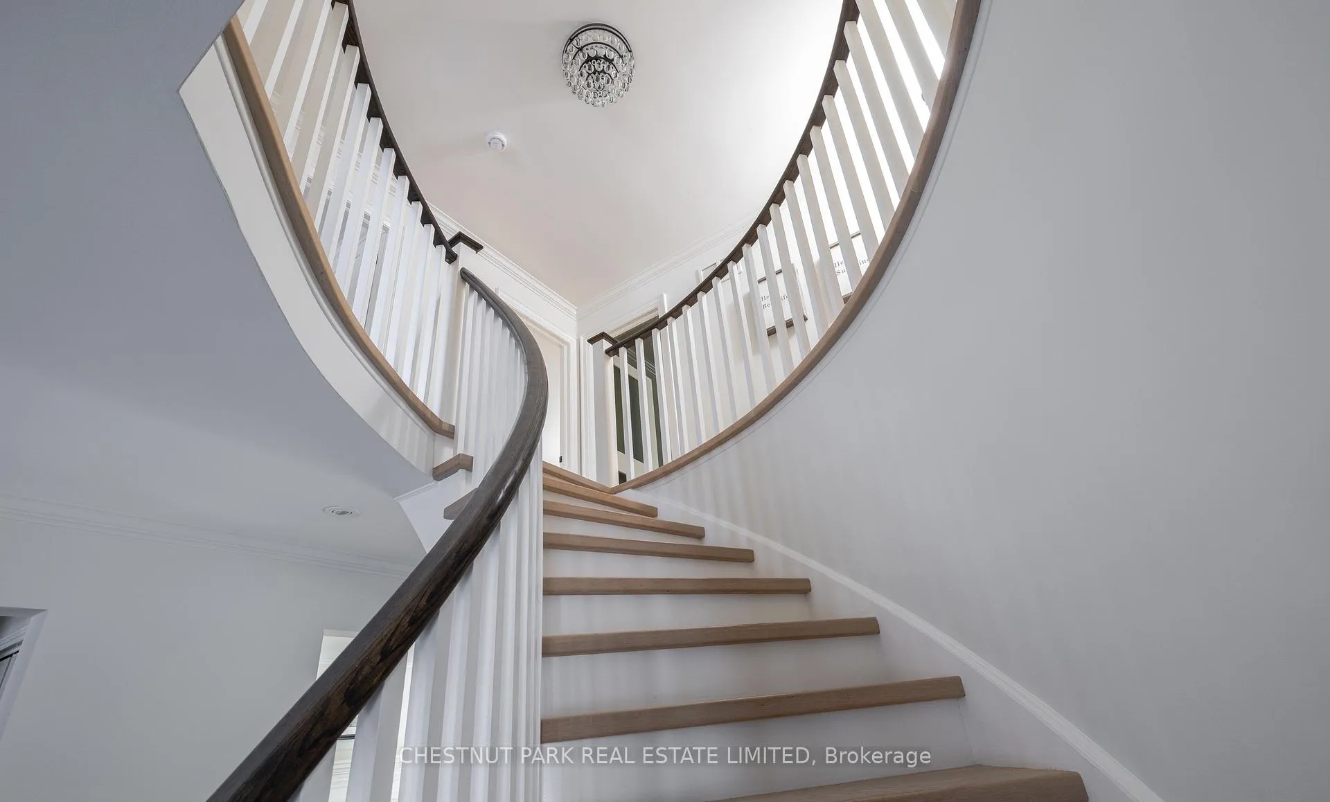 Photo 18 of 55 Parnham Crescent, East Gwillimbury, Sharon — HOMEH
