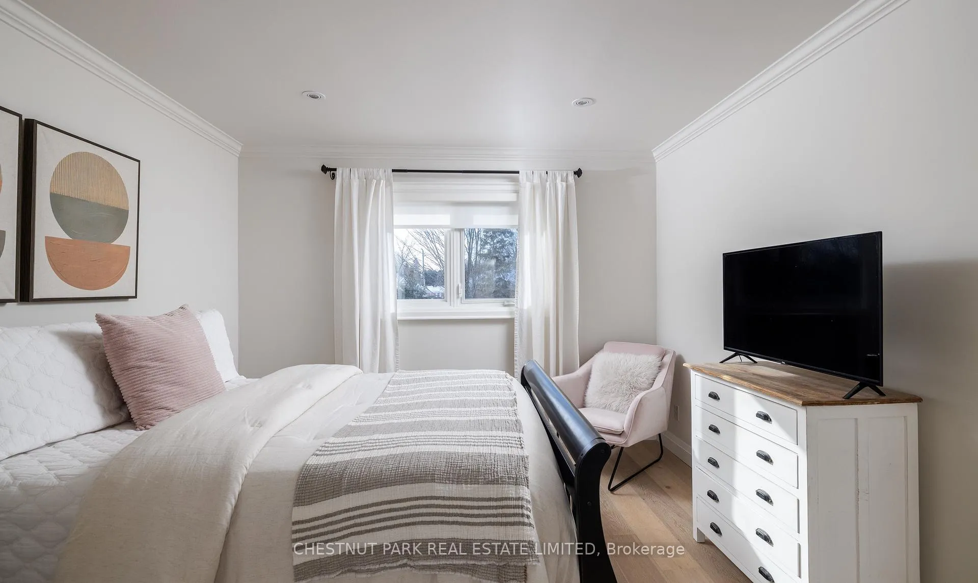 Photo 28 of 55 Parnham Crescent, East Gwillimbury, Sharon — HOMEH
