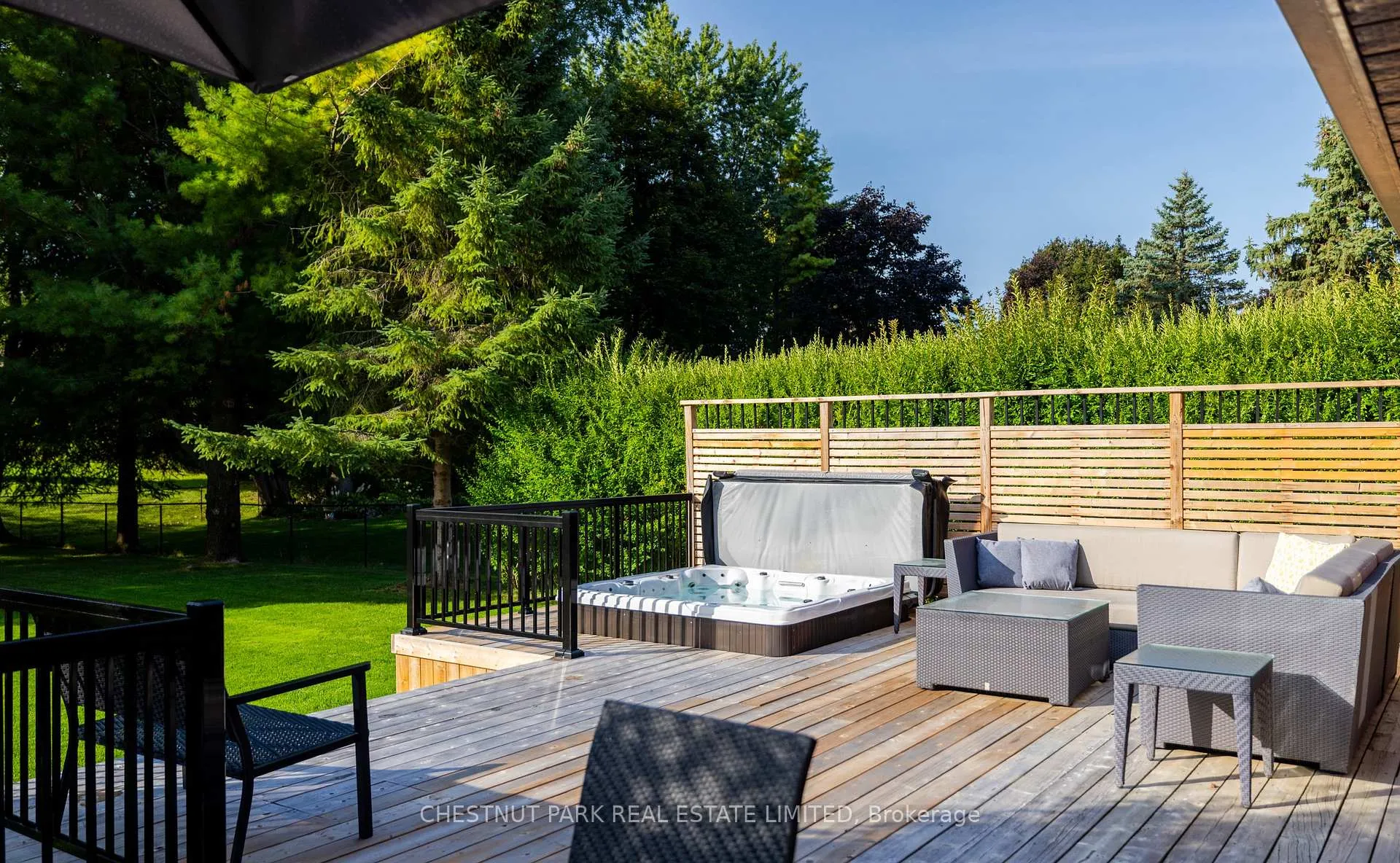 Photo 40 of 55 Parnham Crescent, East Gwillimbury, Sharon — HOMEH