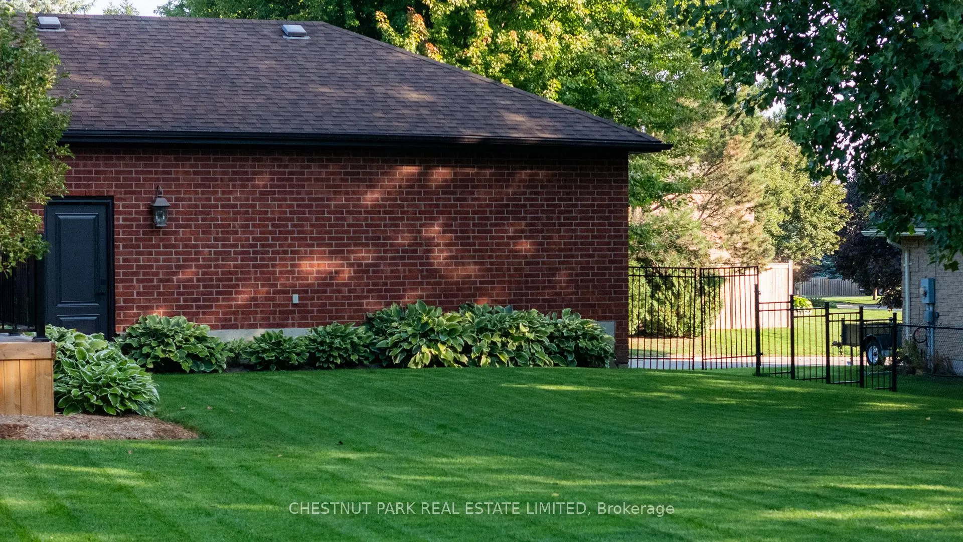 Photo 42 of 55 Parnham Crescent, East Gwillimbury, Sharon — HOMEH