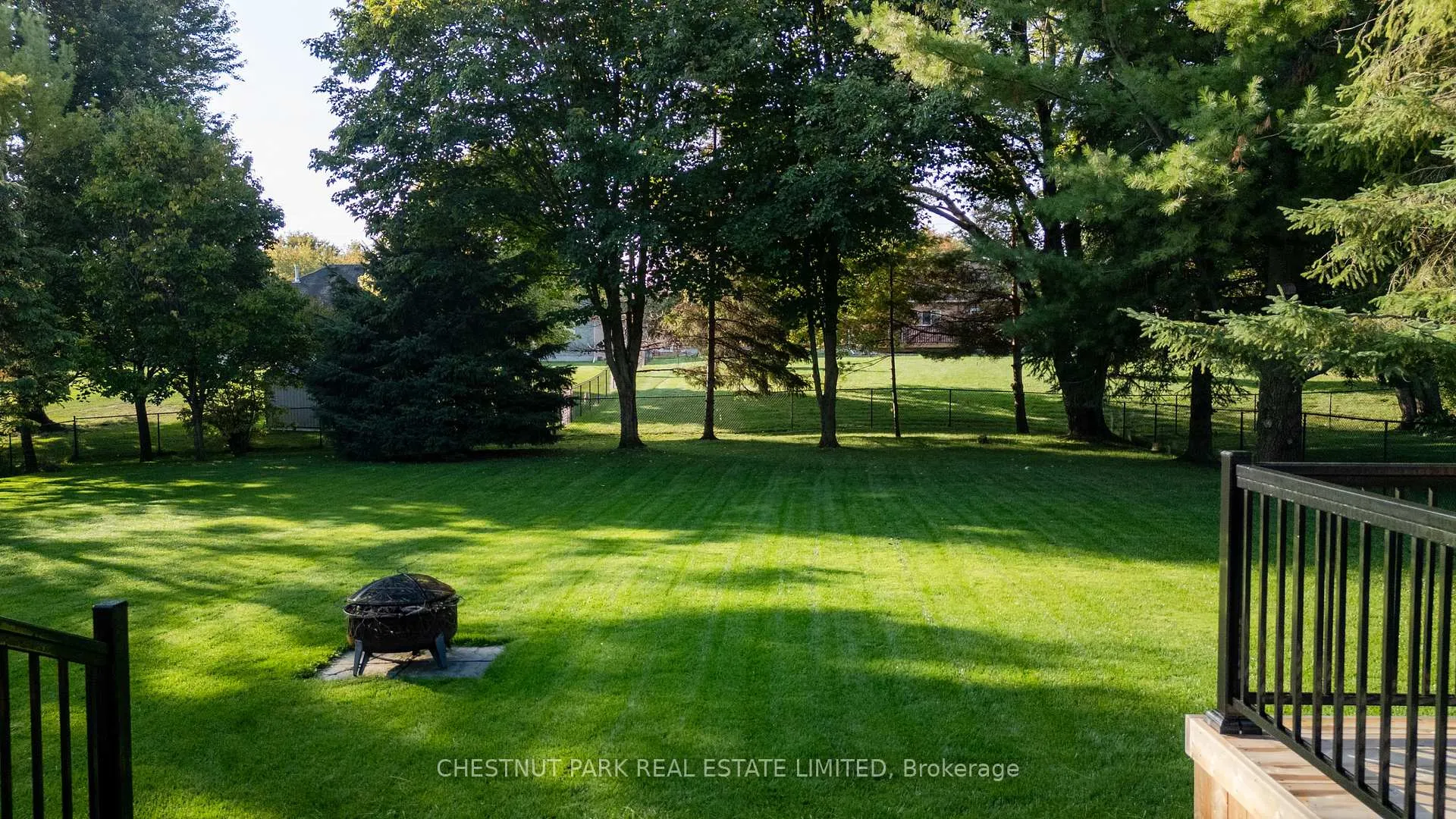 Photo 46 of 55 Parnham Crescent, East Gwillimbury, Sharon — HOMEH